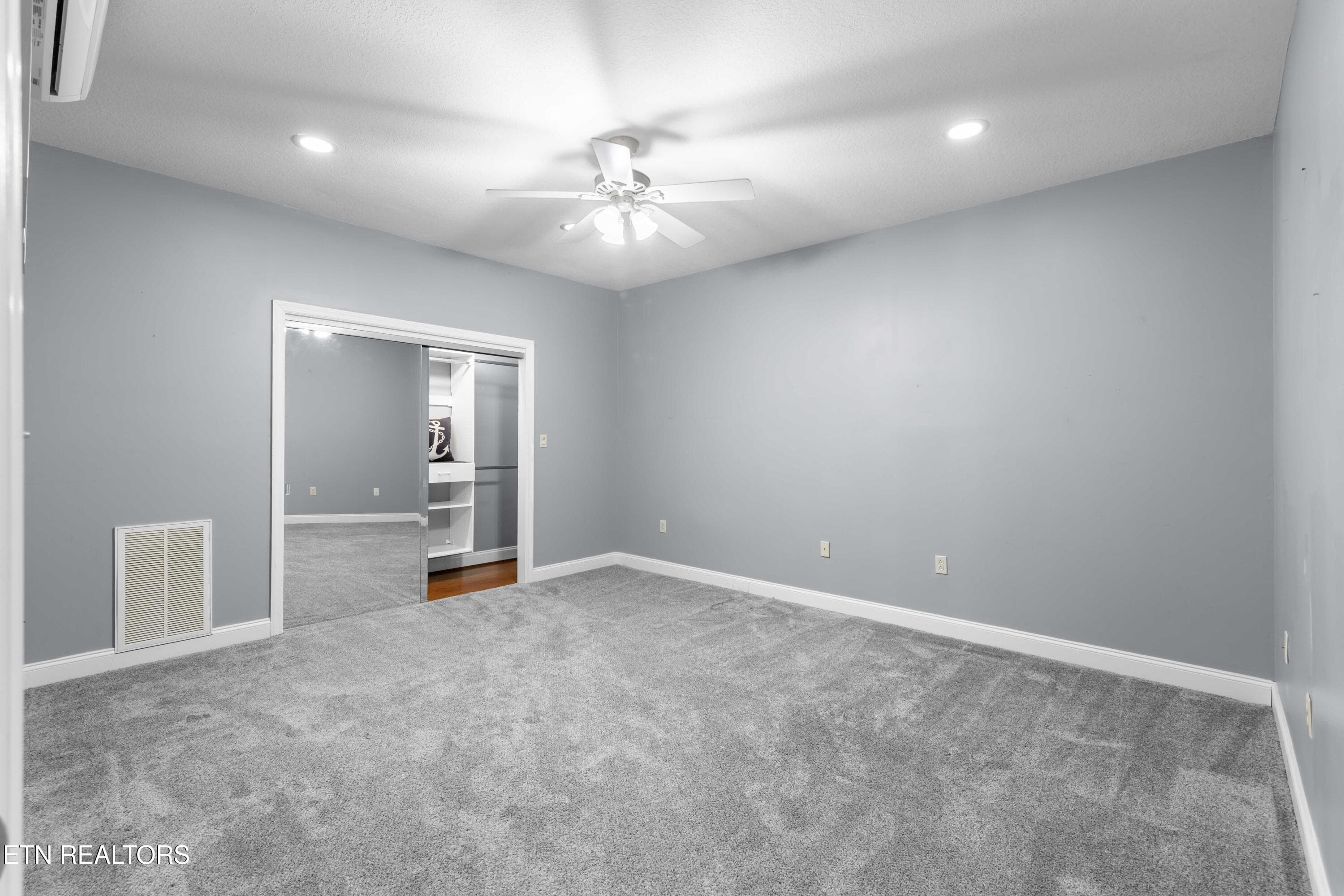 030A6201 - 274 Lakecrest Drive, Harriman, TN 37748, Harriman