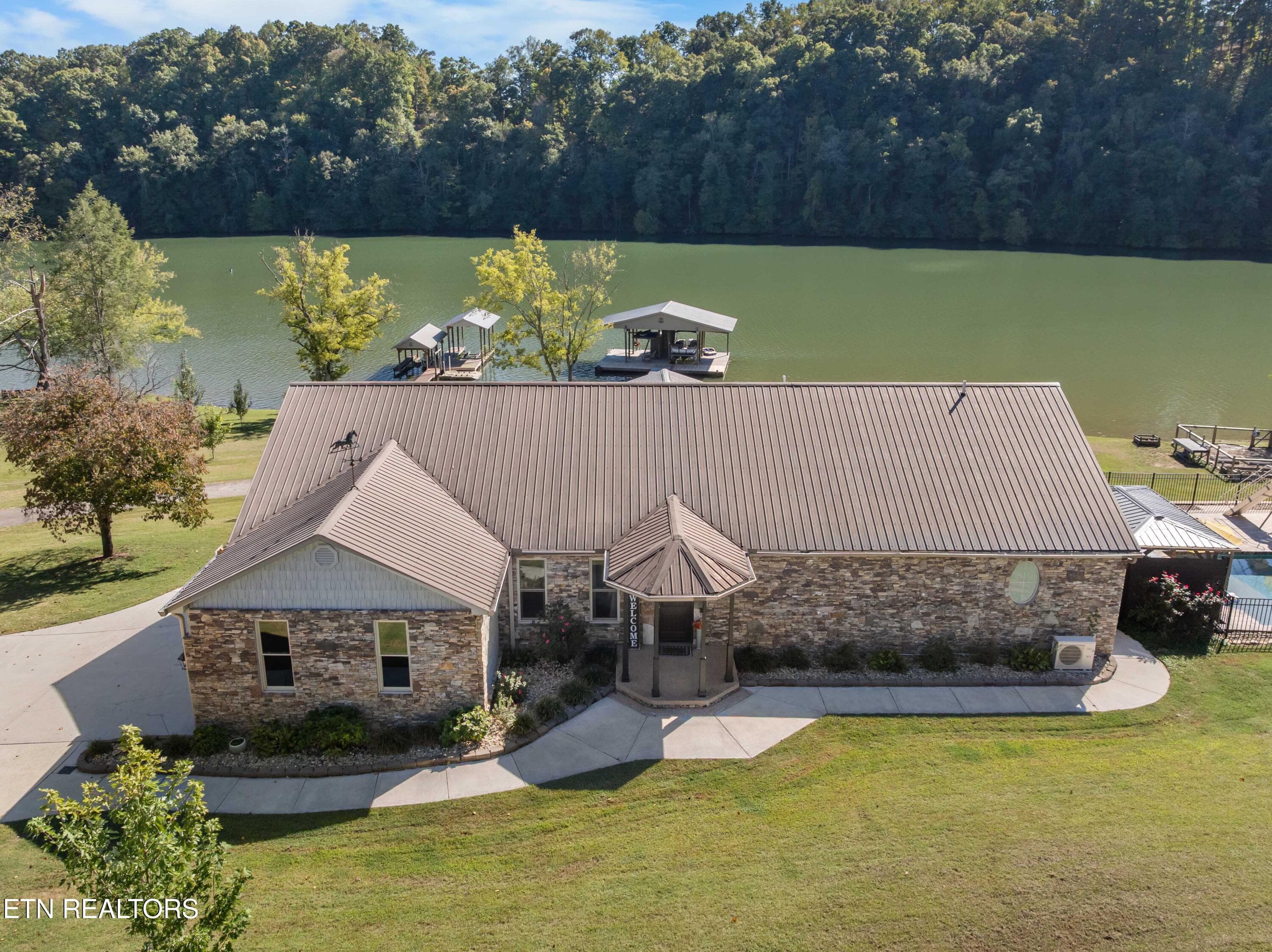 DJI_0837 - 274 Lakecrest Drive, Harriman, TN 37748, Harriman