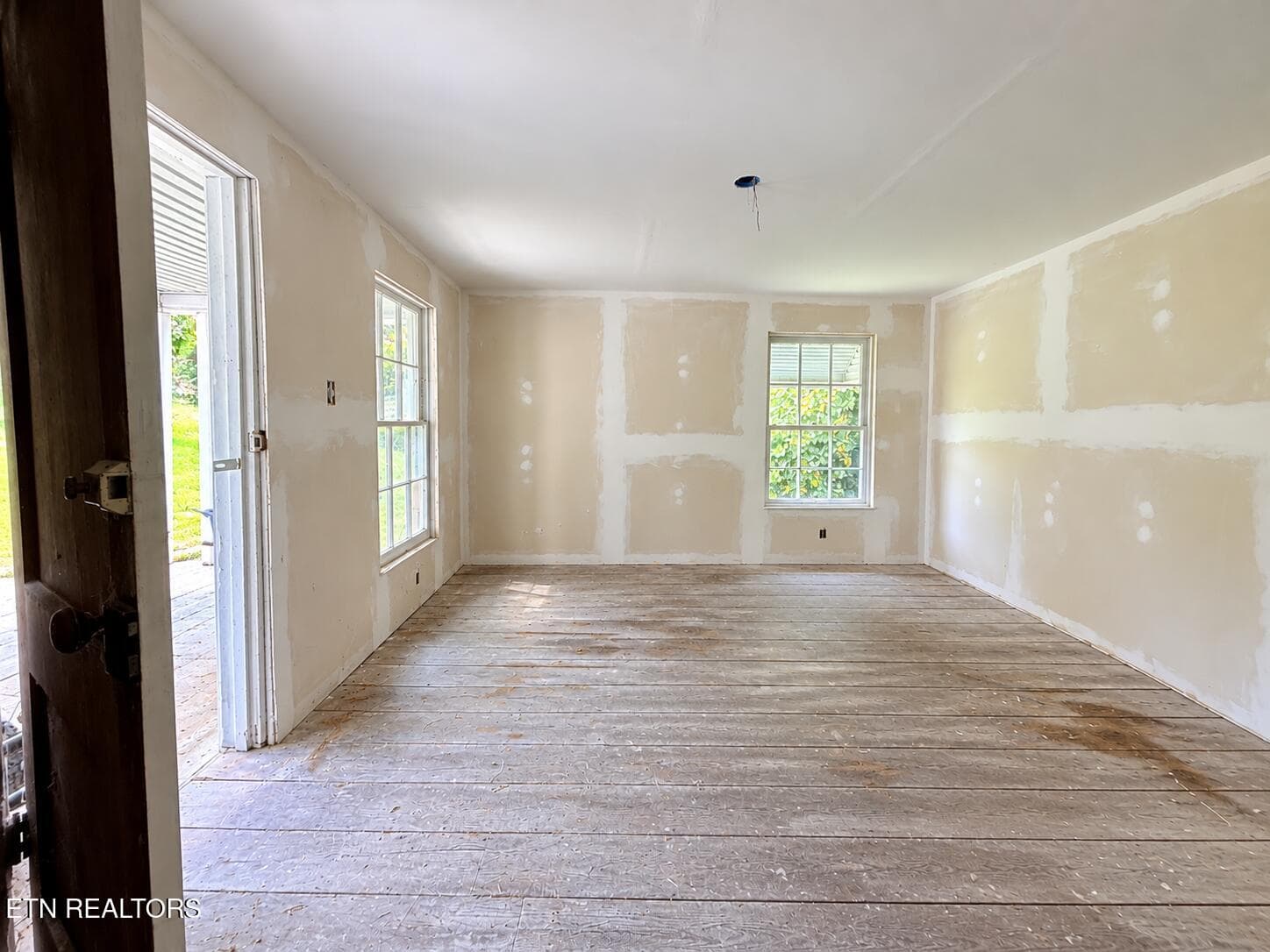 Second Structure - 822 Rose Hill Drive, LaFollette, TN 37766