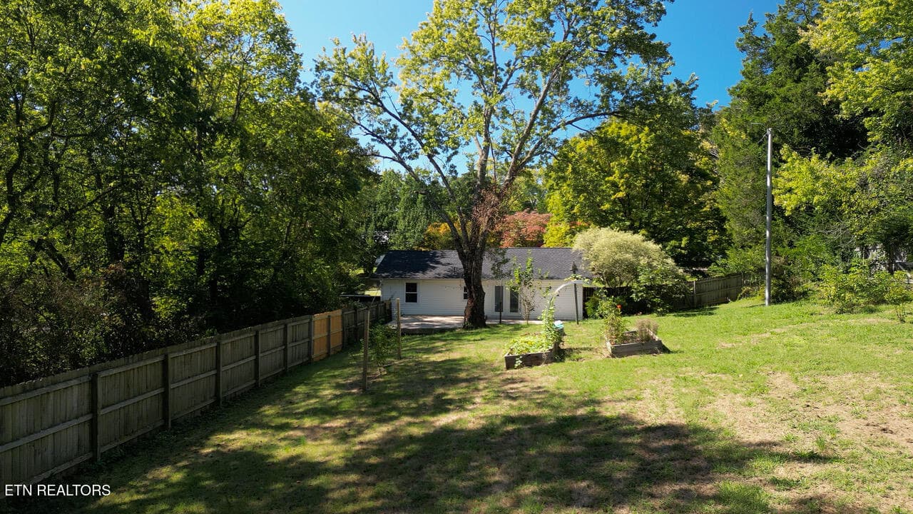 TS26001 2320 Ault Rd._0002_03 - 2320 Ault Rd, Knoxville, TN 37914, Knoxville