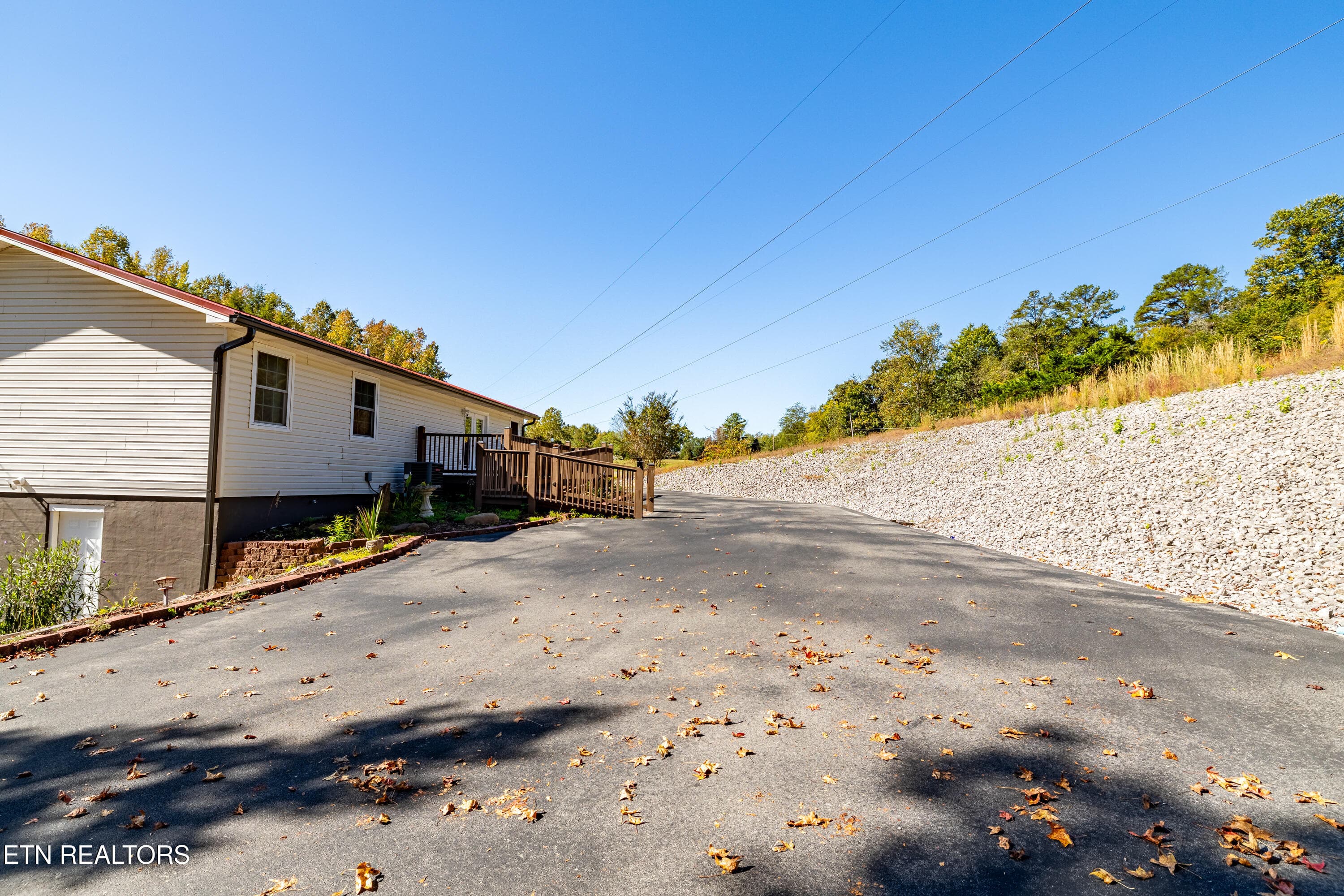 168BatleyLoopRd-12 - 168 Batley Loop Rd, Clinton, TN 37716, Clinton