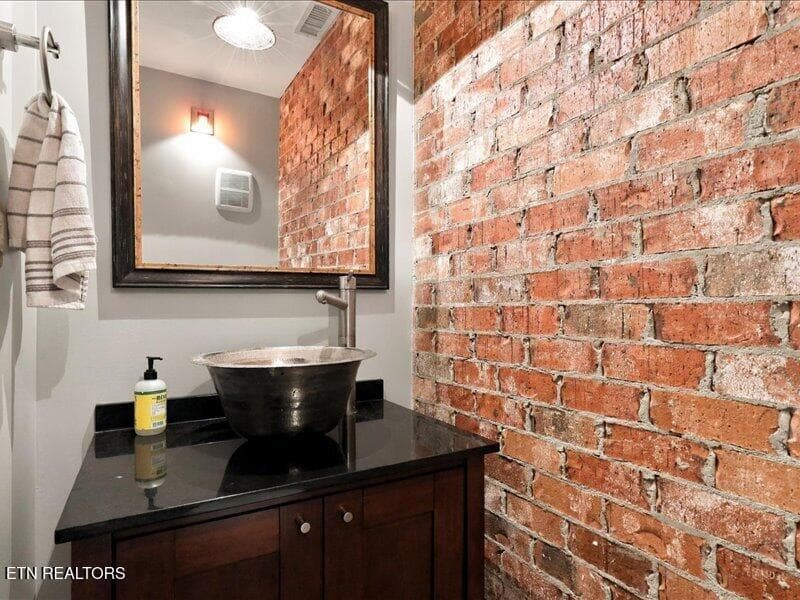 1/2 Bathroom - 149 E Harper Ave 149, Maryville, TN 37804, Maryville