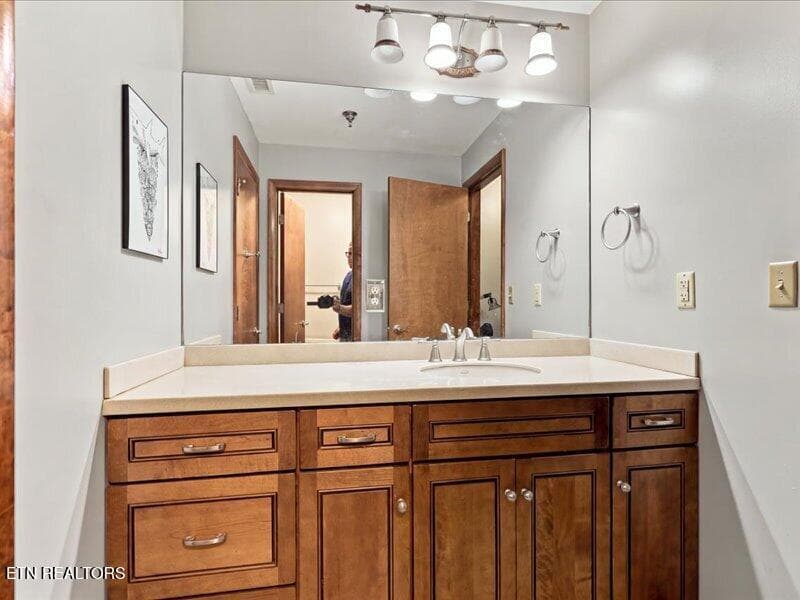 Bathroom - 149 E Harper Ave 149, Maryville, TN 37804, Maryville