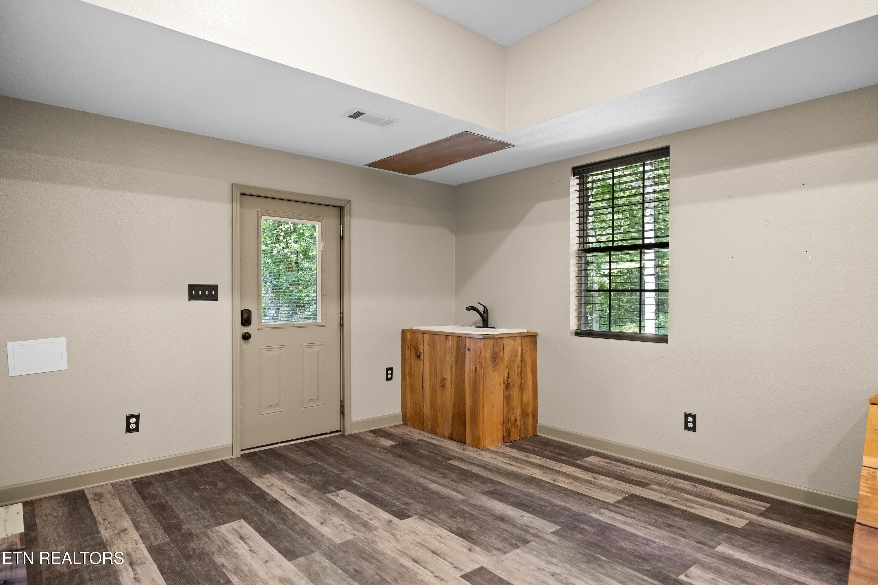 4323DeerRunDr-166 - 4323 Deer Run Drive, Louisville, TN 37777, Louisville