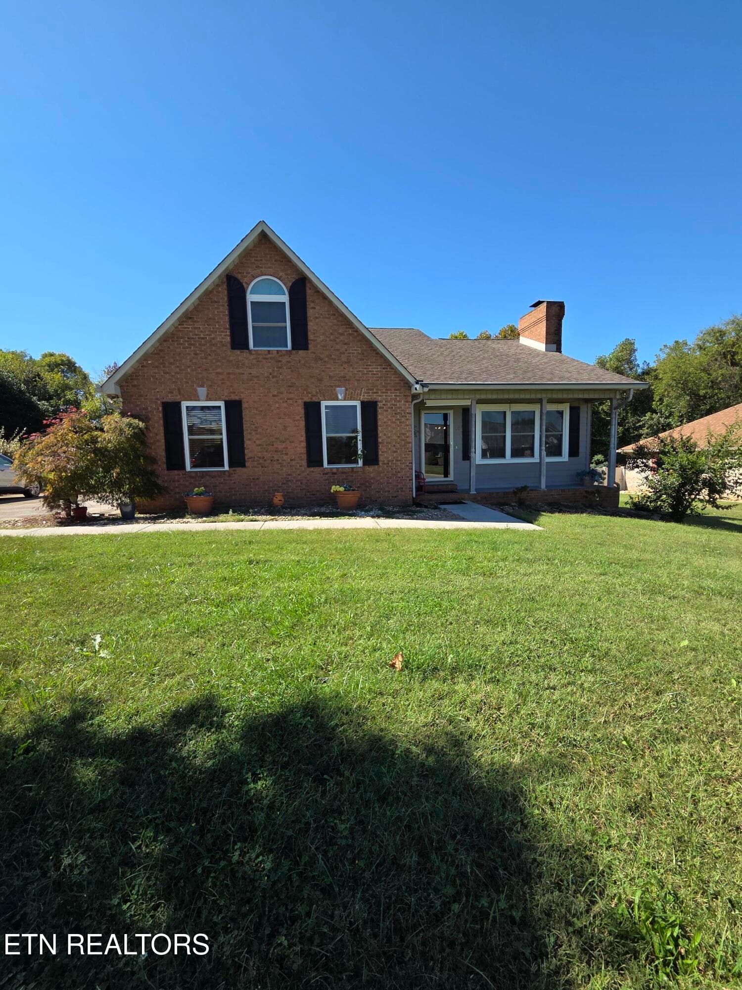 202 Manchester Drive, Maryville, TN 37803
