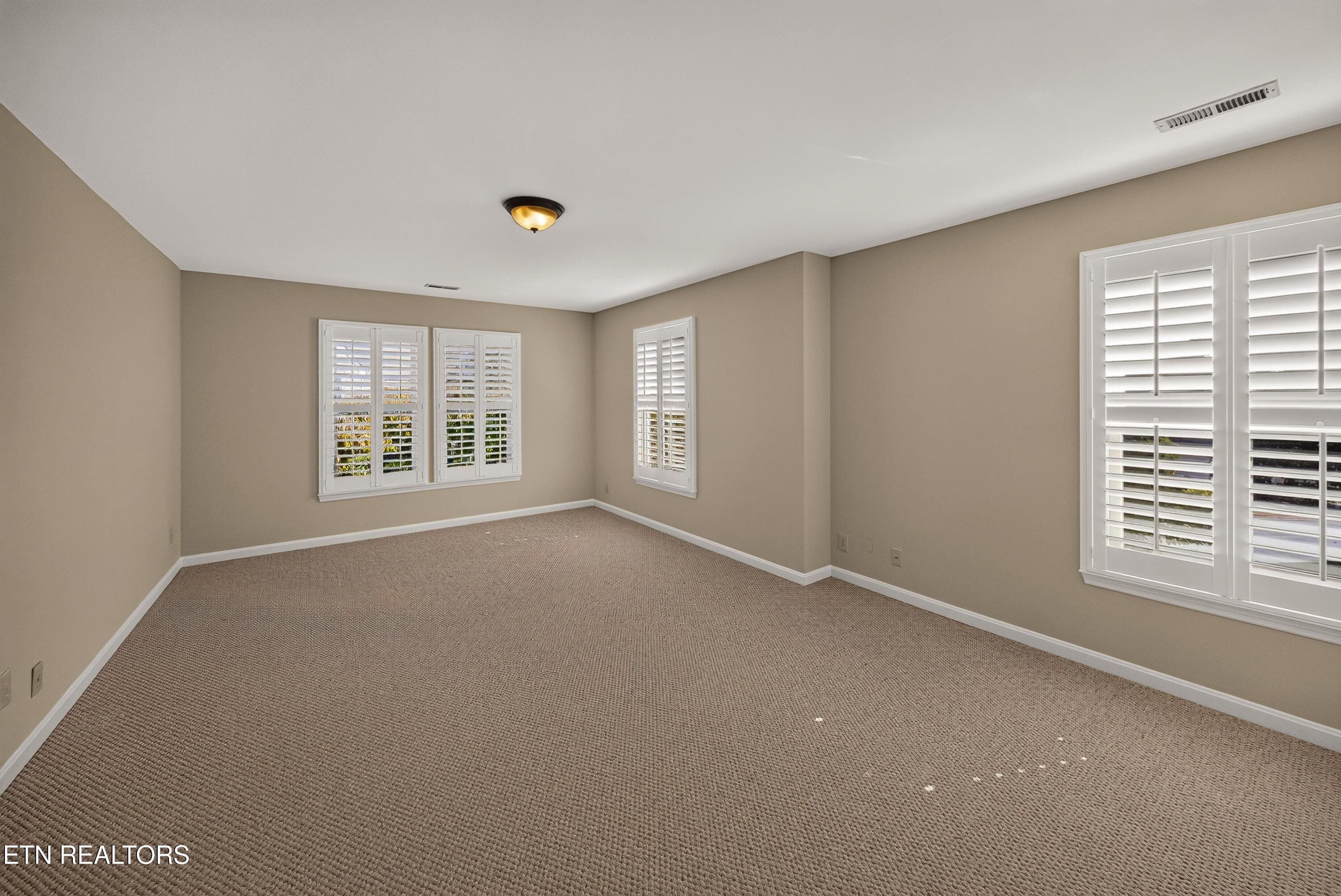 Bedroom #2 upstairs - 2010 Breakers Point, Knoxville, TN 37922, Knoxville