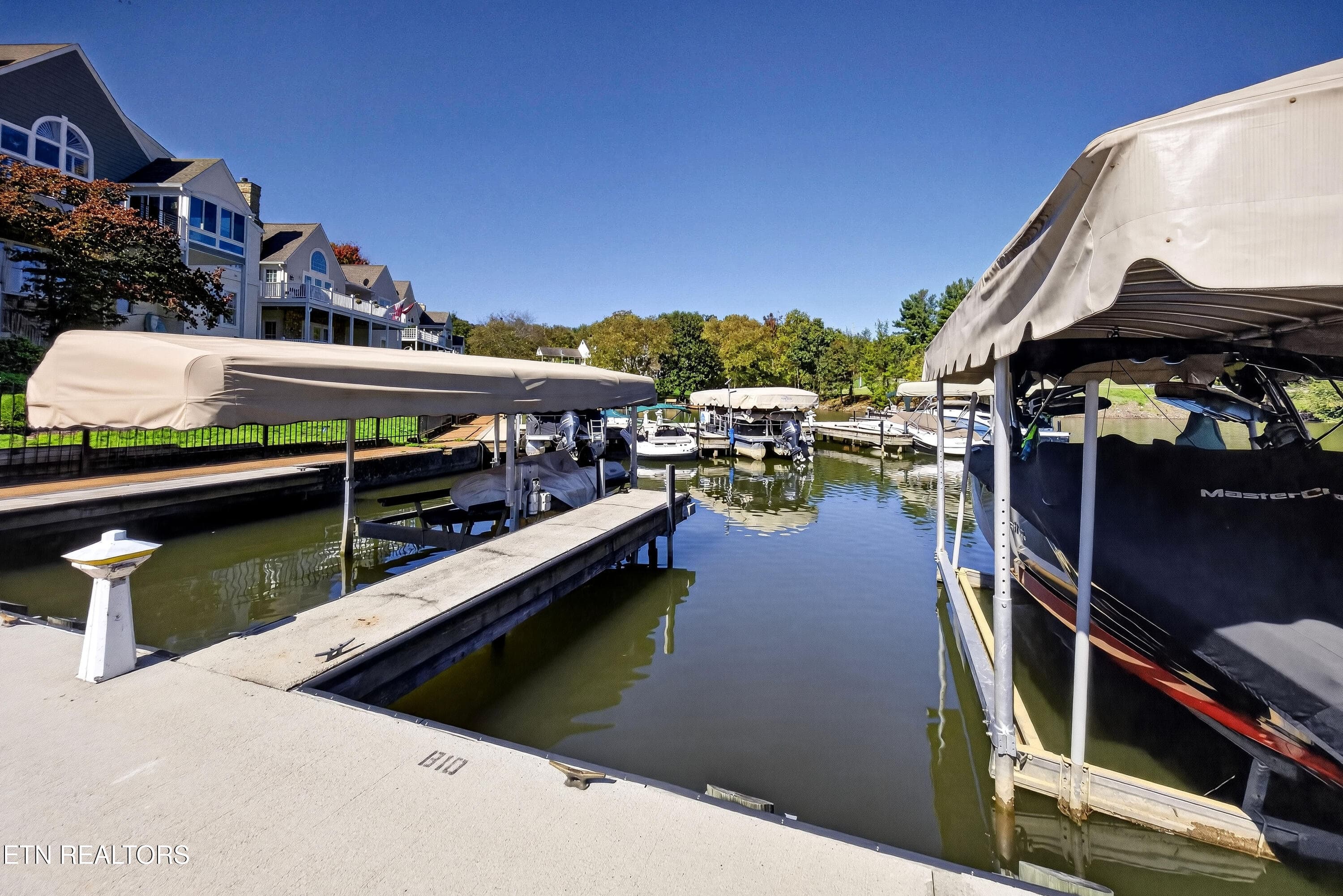 Dock B, Slip 10 - 2010 Breakers Point, Knoxville, TN 37922, Knoxville