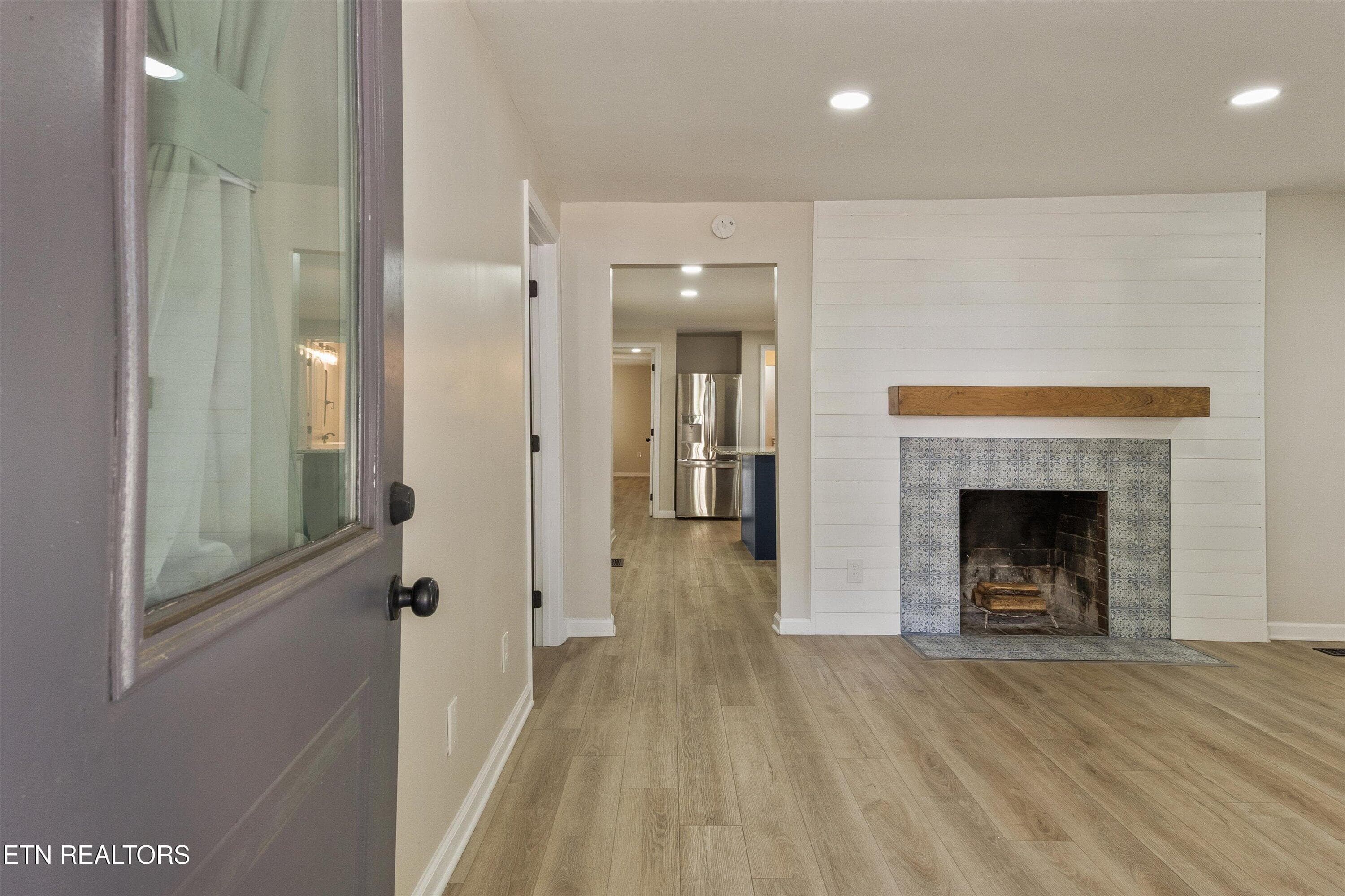 08-226 Buckner Ave SW 01 - 226 Buckner Ave, Knoxville, TN 37920, Knoxville