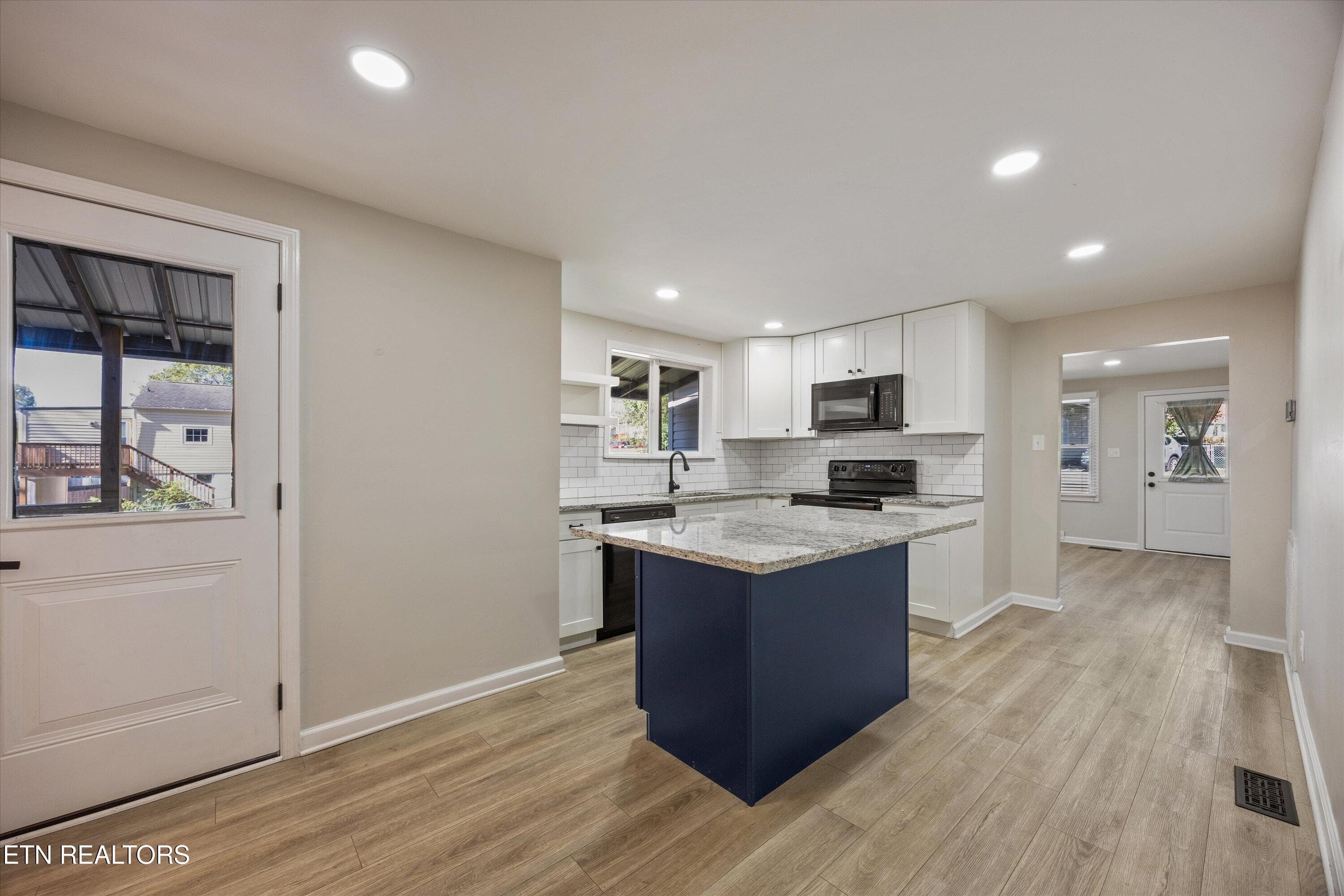 15-226 Buckner Ave SW 08 - 226 Buckner Ave, Knoxville, TN 37920, Knoxville