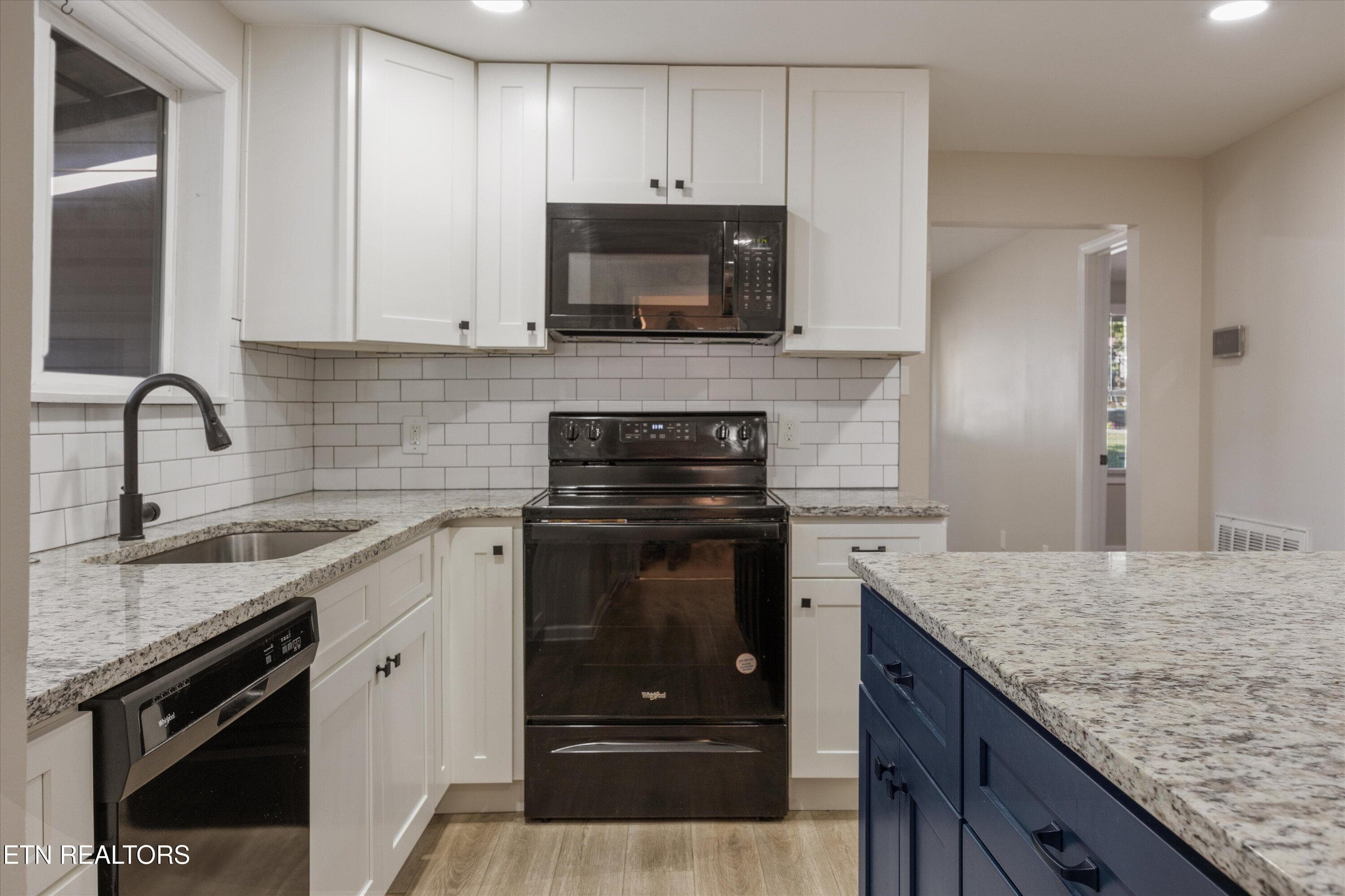 17-226 Buckner Ave SW 10 - 226 Buckner Ave, Knoxville, TN 37920, Knoxville
