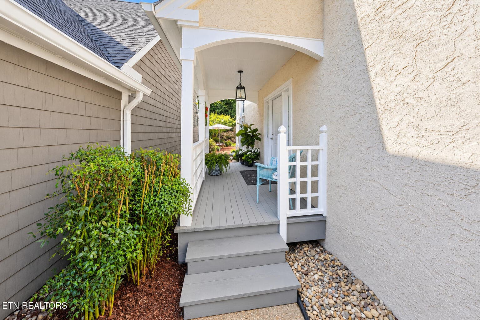 Main Entry - 2010 Breakers Point, Knoxville, TN 37922, Knoxville