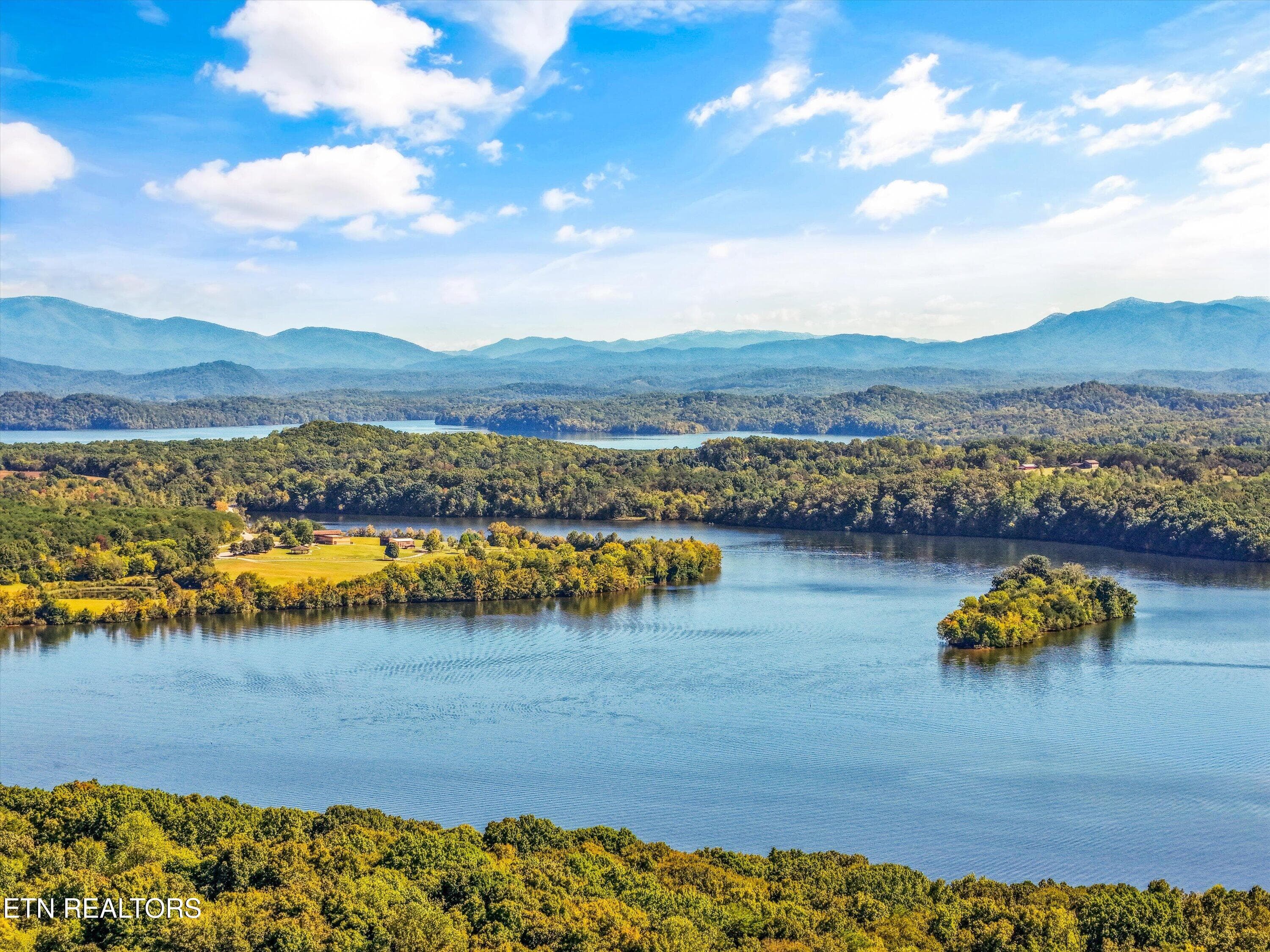 Nearby Amenities - 106 Federal Ferry Circle, Vonore, TN 37885, Vonore