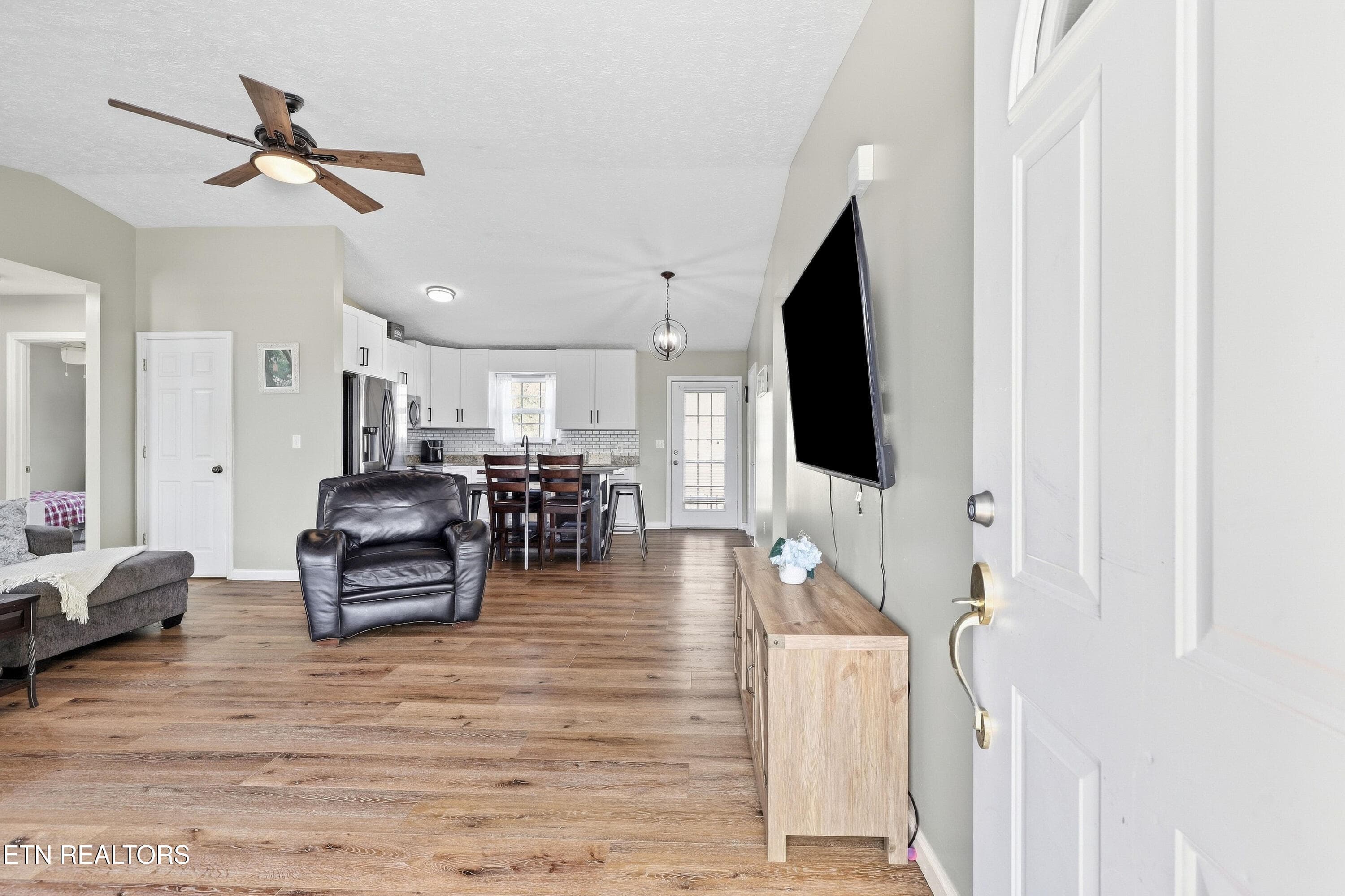 018 - 509 Delores Drive, Dandridge, TN 37725, Dandridge