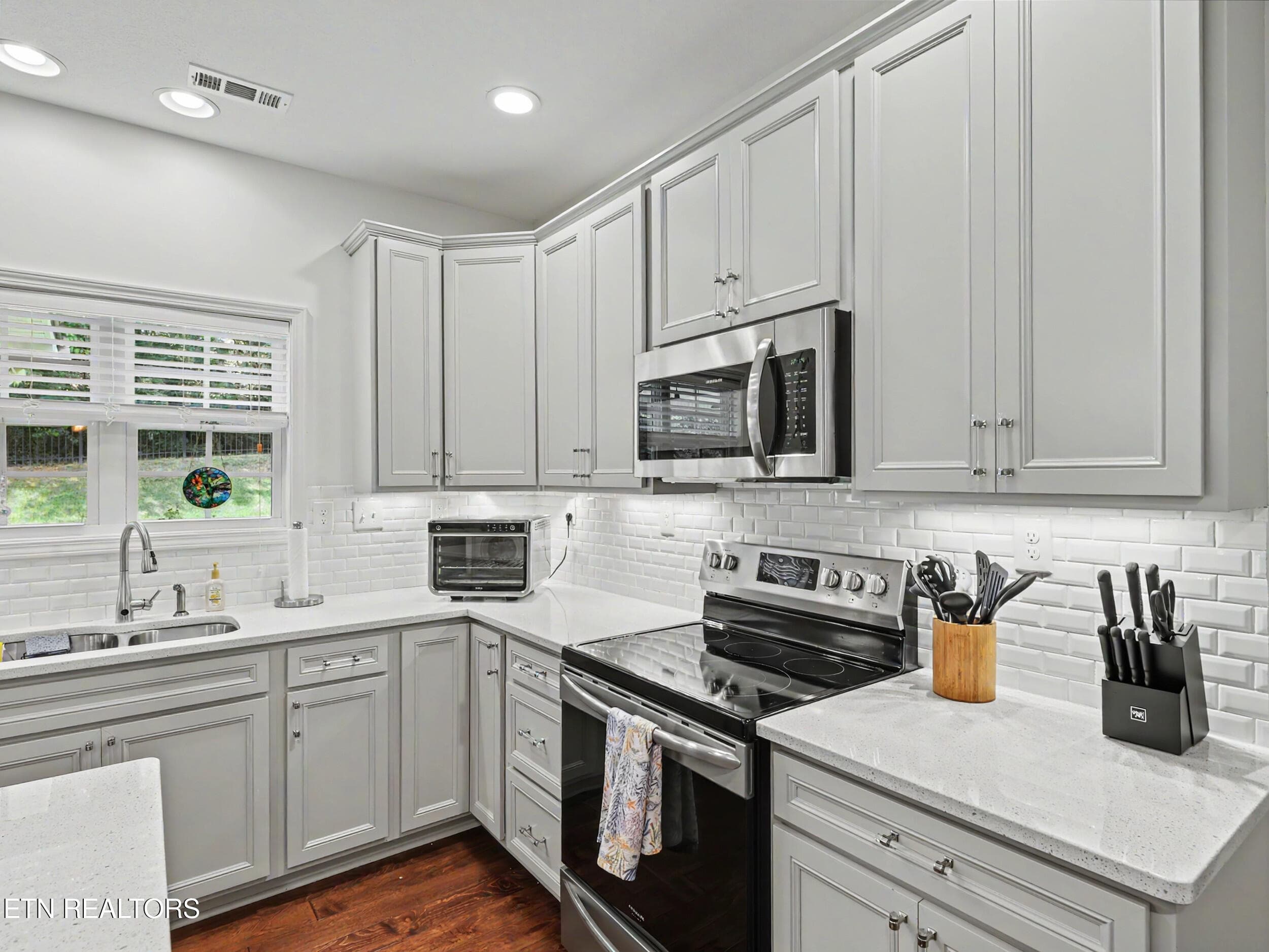 kitchen 3 - 12507 Cotton Blossom Lane, Knoxville, TN 37934, Knoxville