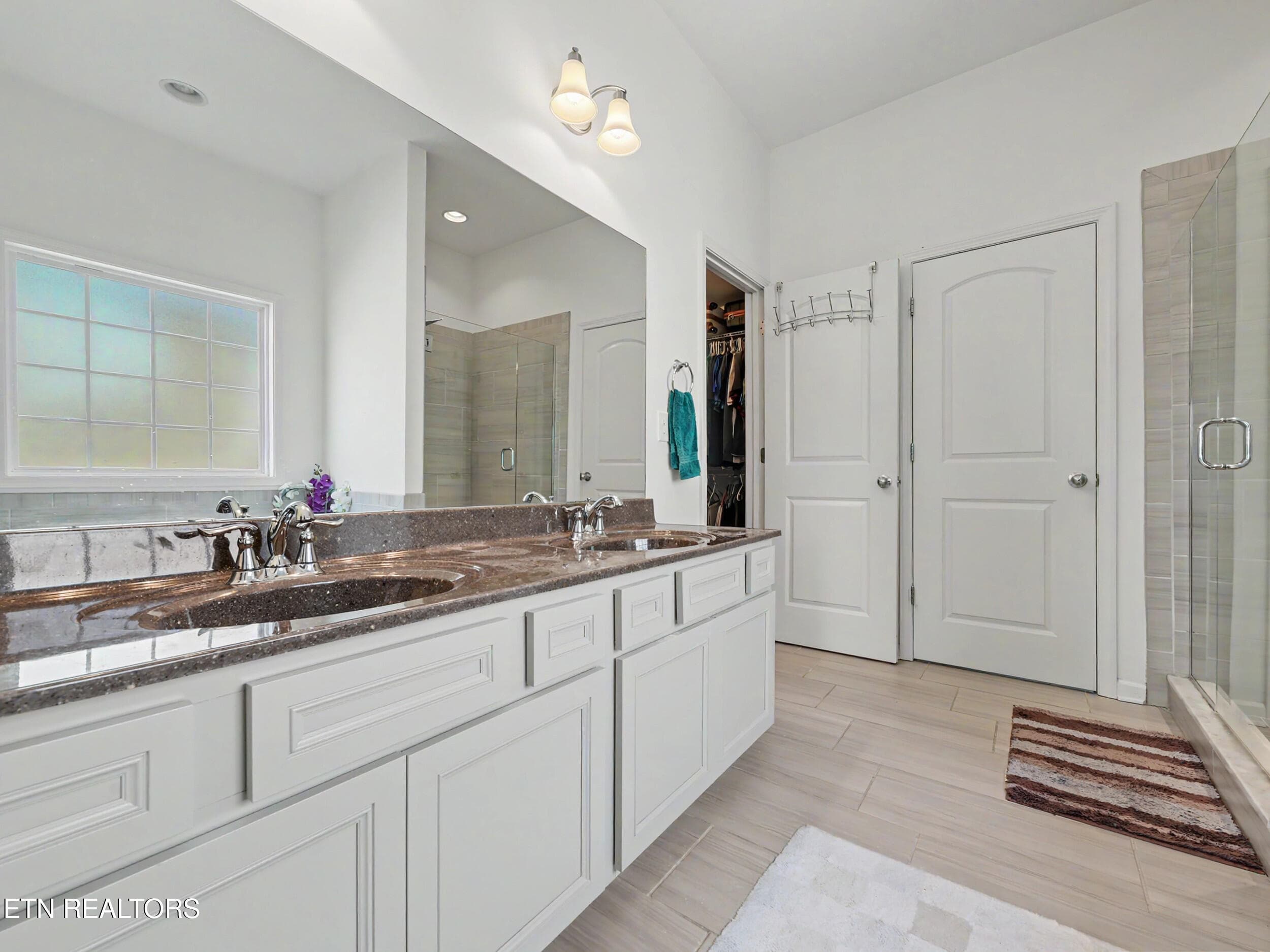 Pbath 1 - 12507 Cotton Blossom Lane, Knoxville, TN 37934, Knoxville