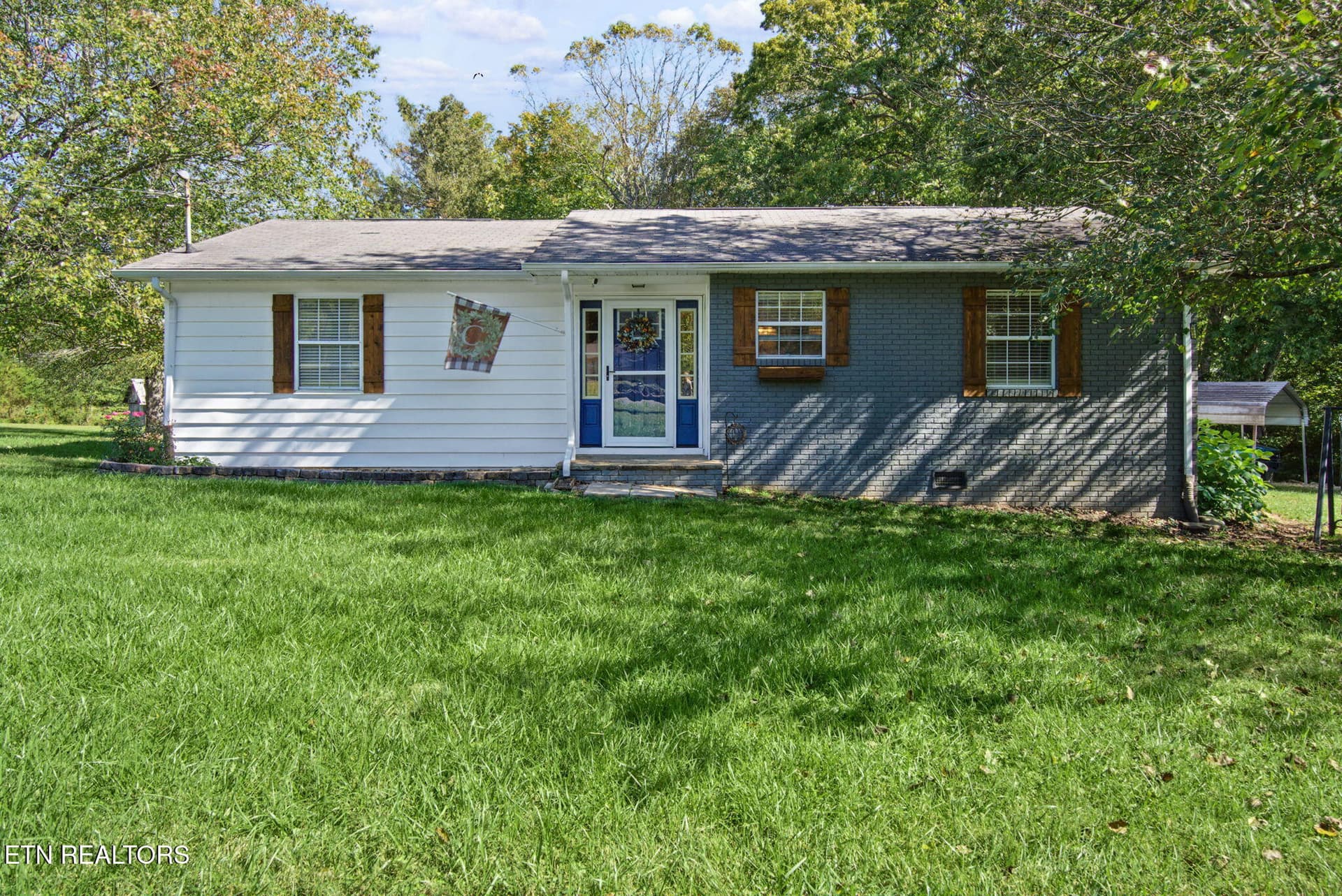 1858 Lawson Rd, Crossville, TN 38571