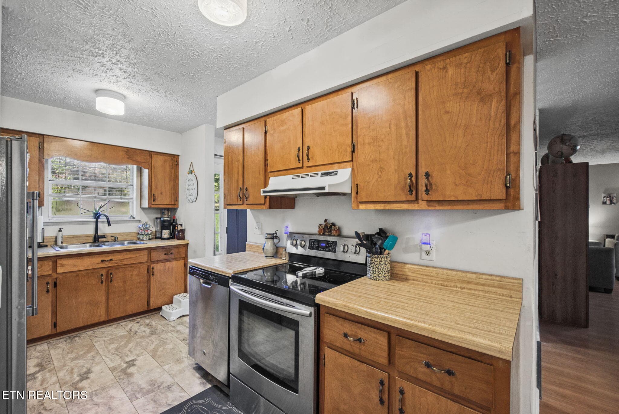 13-web-or-mls-1858 Lawson Rd_5 - 1858 Lawson Rd, Crossville, TN 38571