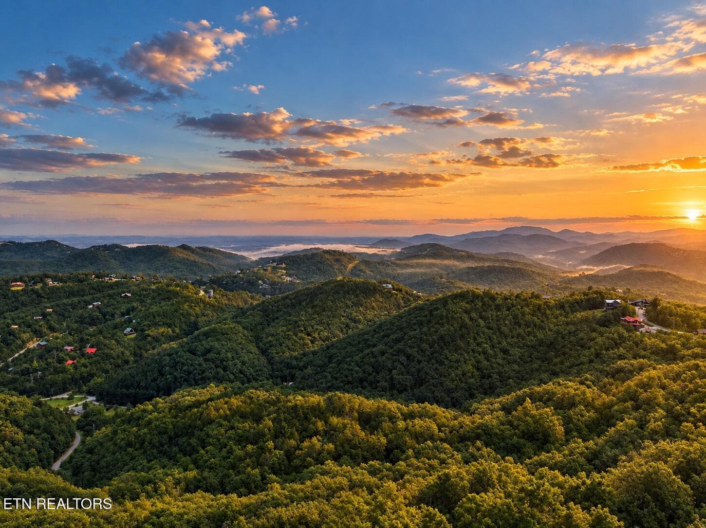 Misty Shadows Drive, Sevierville, TN 37862