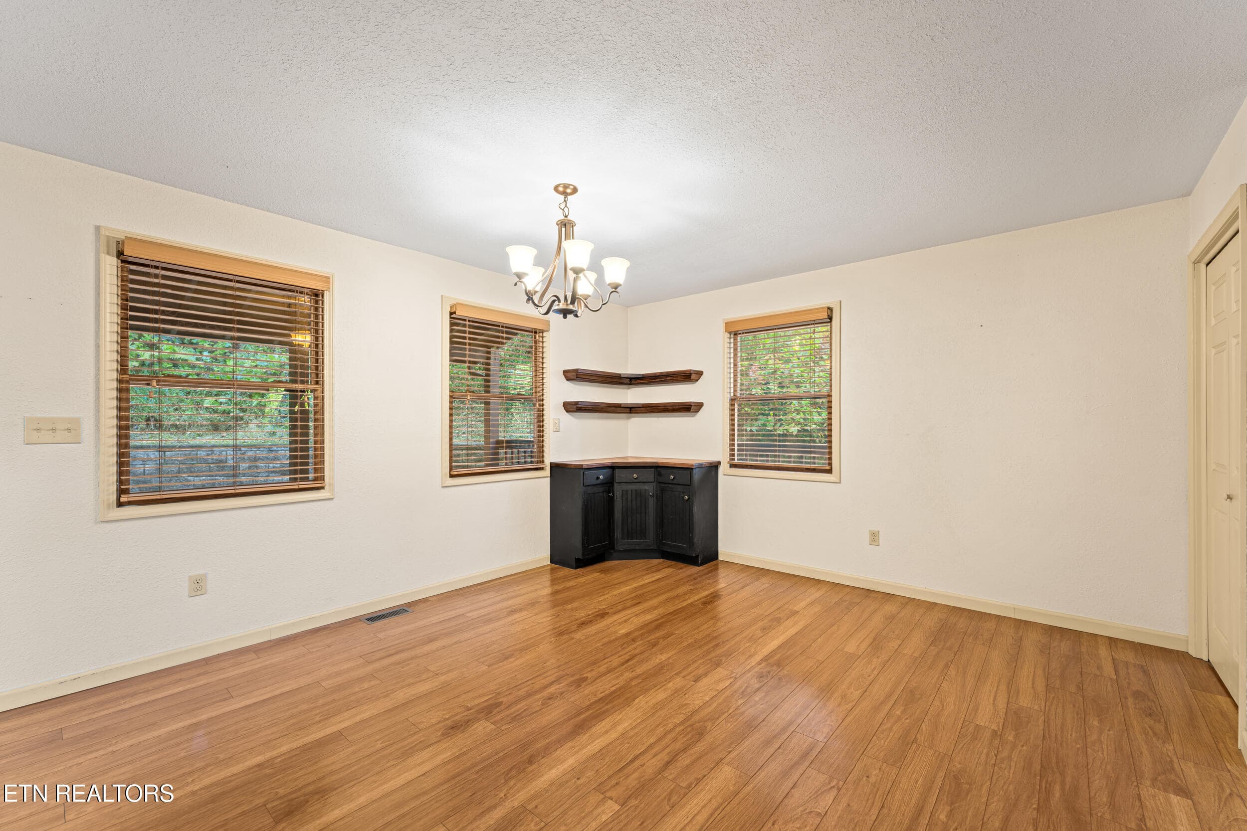 2422 breezy ridge dr-17 - 3748 Ginseng Way, Sevierville, TN 37862, Sevierville