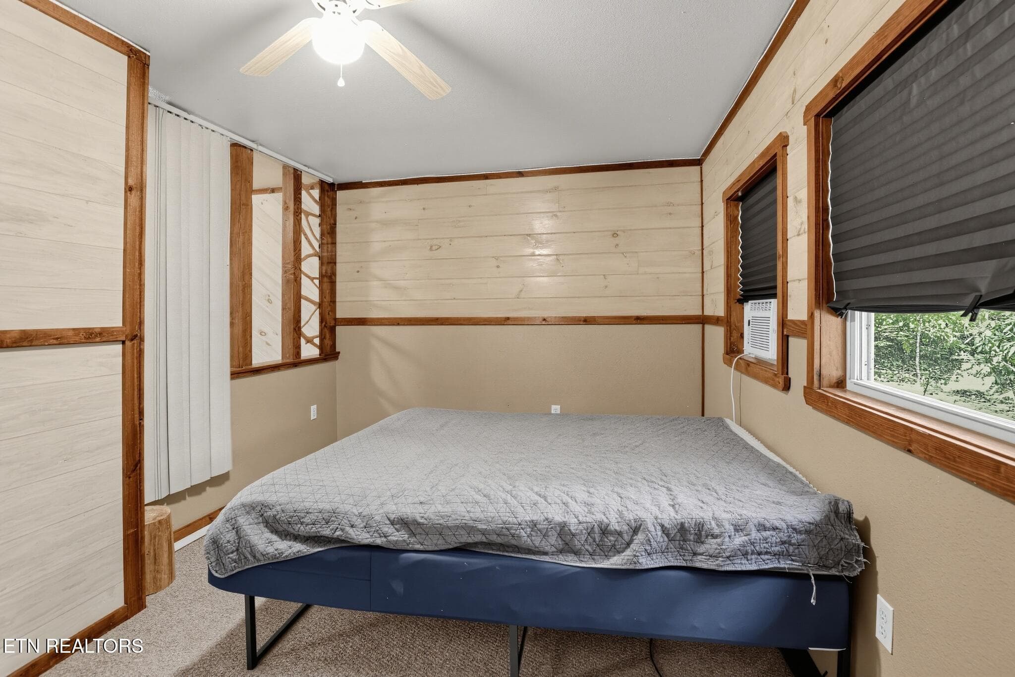 36_100_Gate_Hollow_Private_Rd-Bedroom-93 - 100 Gate Hollow Private Rd, Mountain City, TN 37683, Mountain City