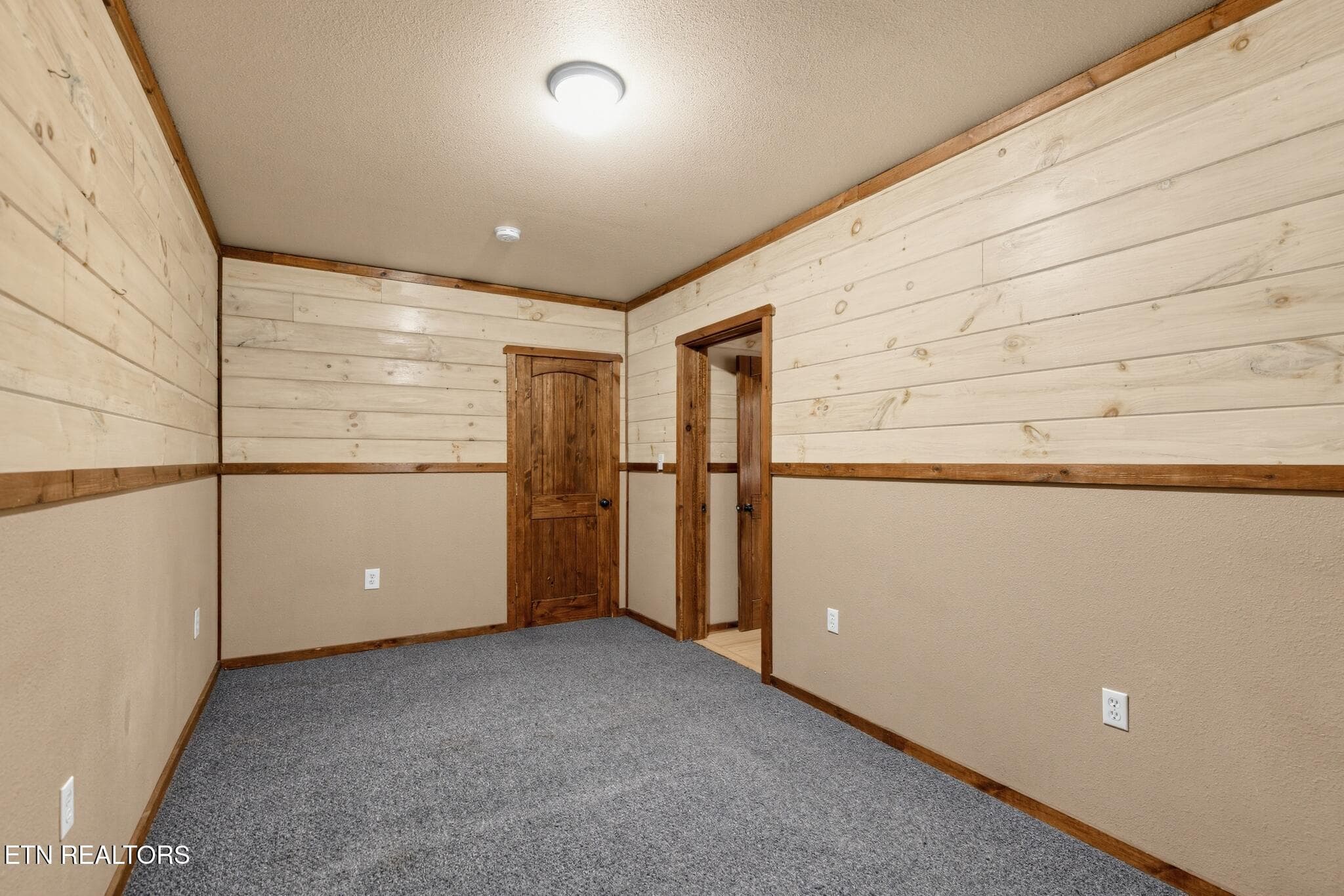 37_100_Gate_Hollow_Private_Rd-Bedroom-93 - 100 Gate Hollow Private Rd, Mountain City, TN 37683, Mountain City