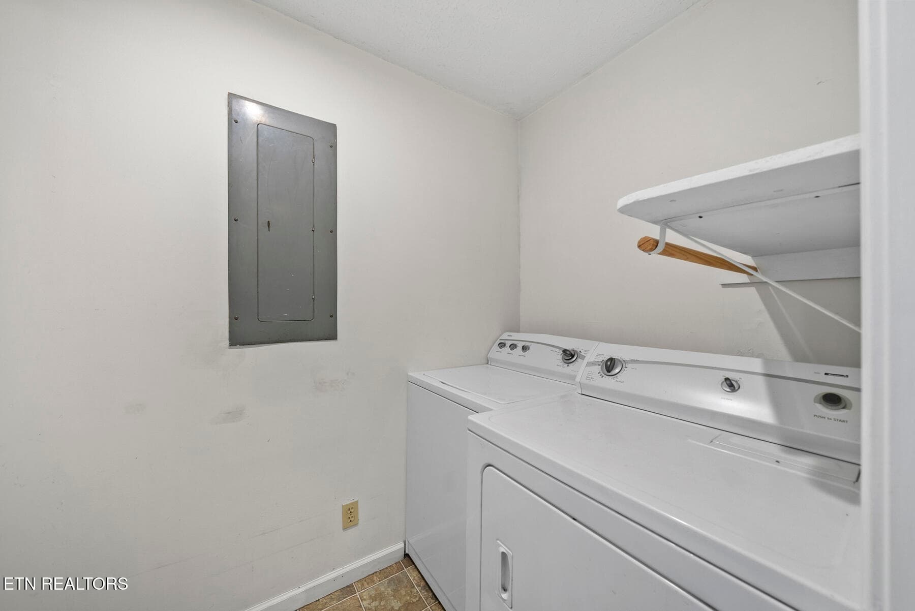 223 Sparta Dr Crossville TN (18) - 223 Sparta Drive, Crossville, TN 38555, Crossville