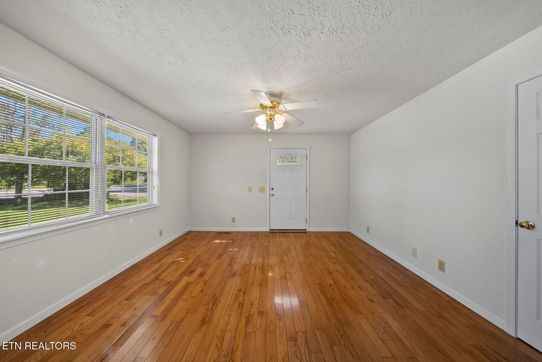 223 Sparta Dr Crossville TN (44) - 223 Sparta Drive, Crossville, TN 38555, Crossville