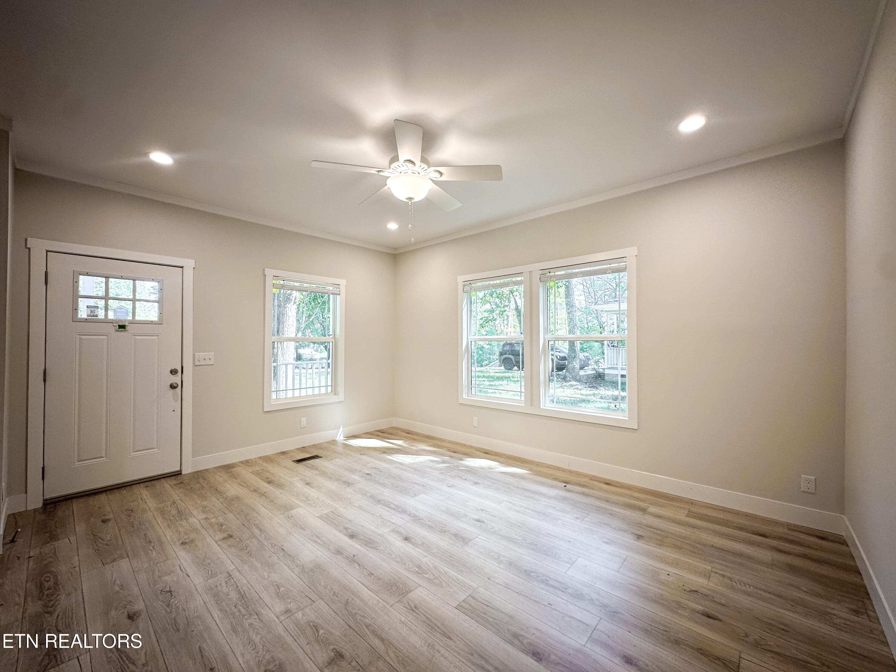 Living Room - 1623 Scenic Drive, Athens, TN 37303, Athens