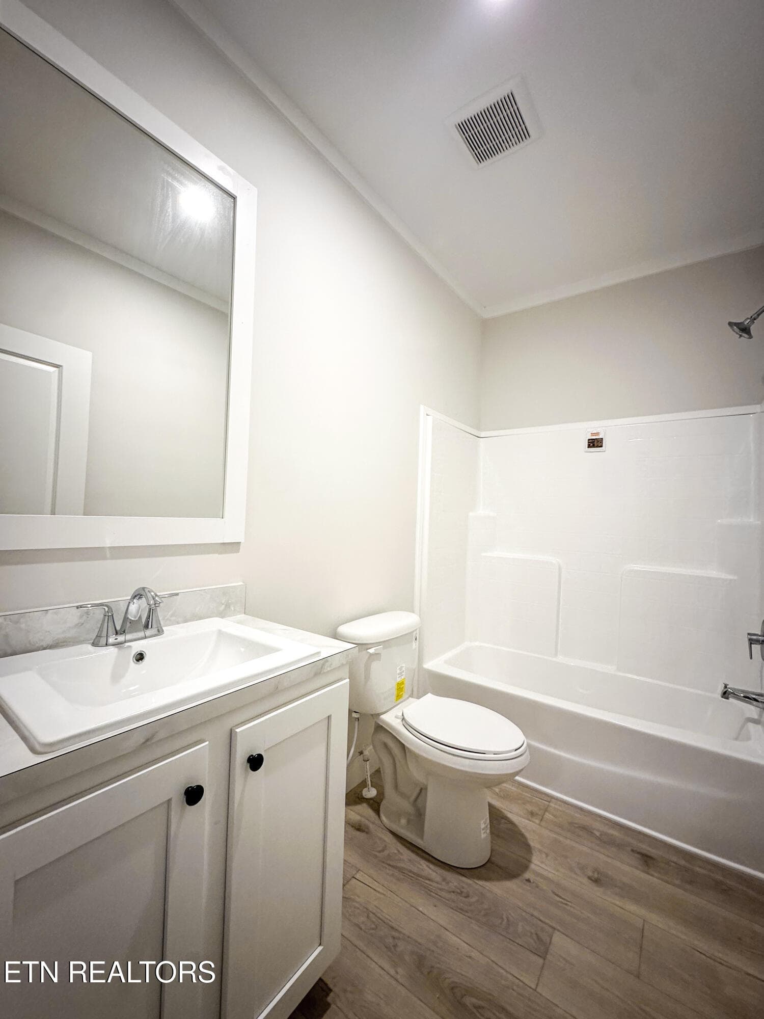Bathroom - 1623 Scenic Drive, Athens, TN 37303, Athens