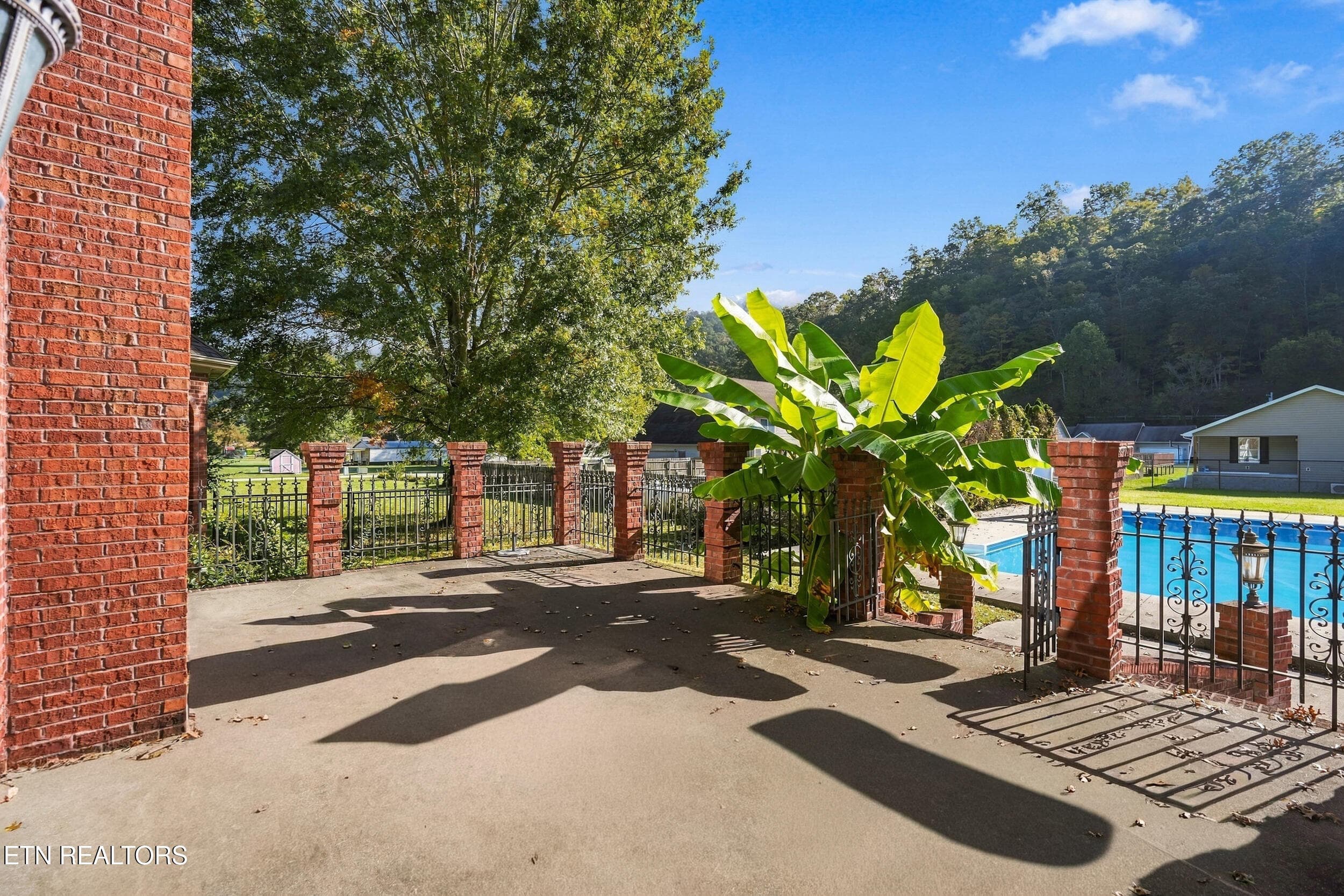 51_40 cr-1231s-11 - 40 Hendrickson Pass, Harlan, KY 40831