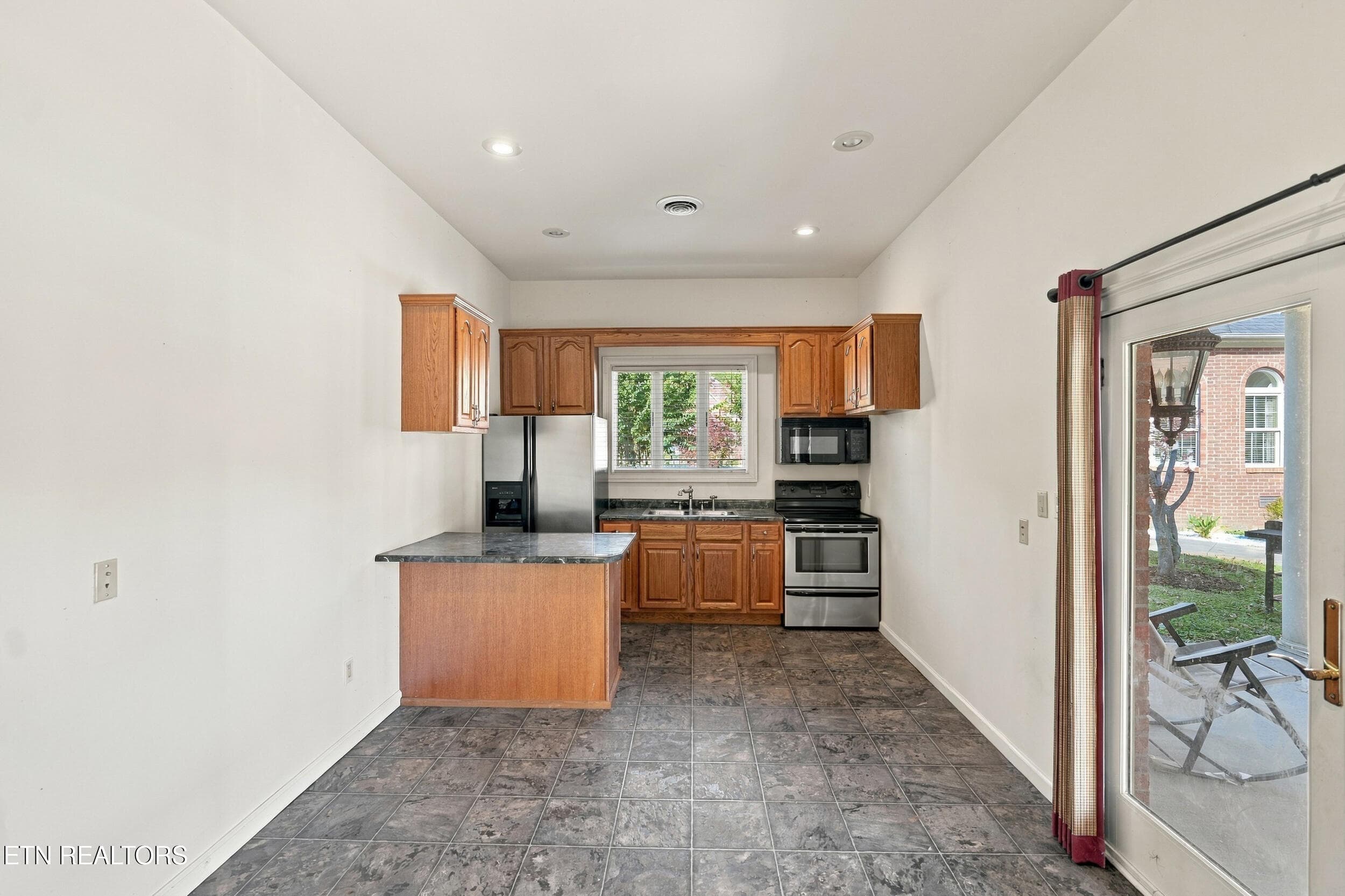 61_40 cr-1231s-04 - 40 Hendrickson Pass, Harlan, KY 40831