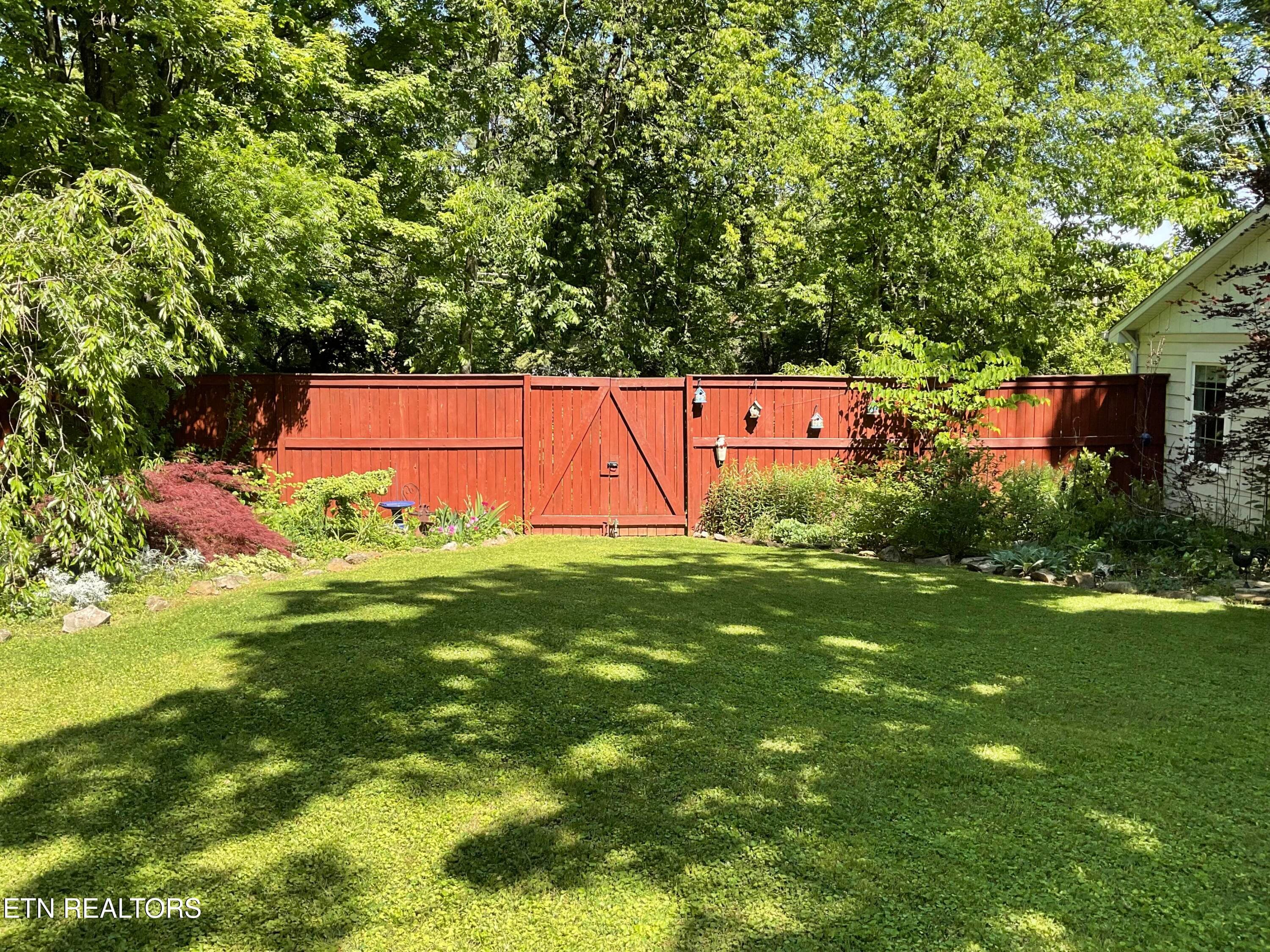 33_beyc6abf280e05d69 - 6520 S Northshore Drive, Knoxville, TN 37919, Knoxville