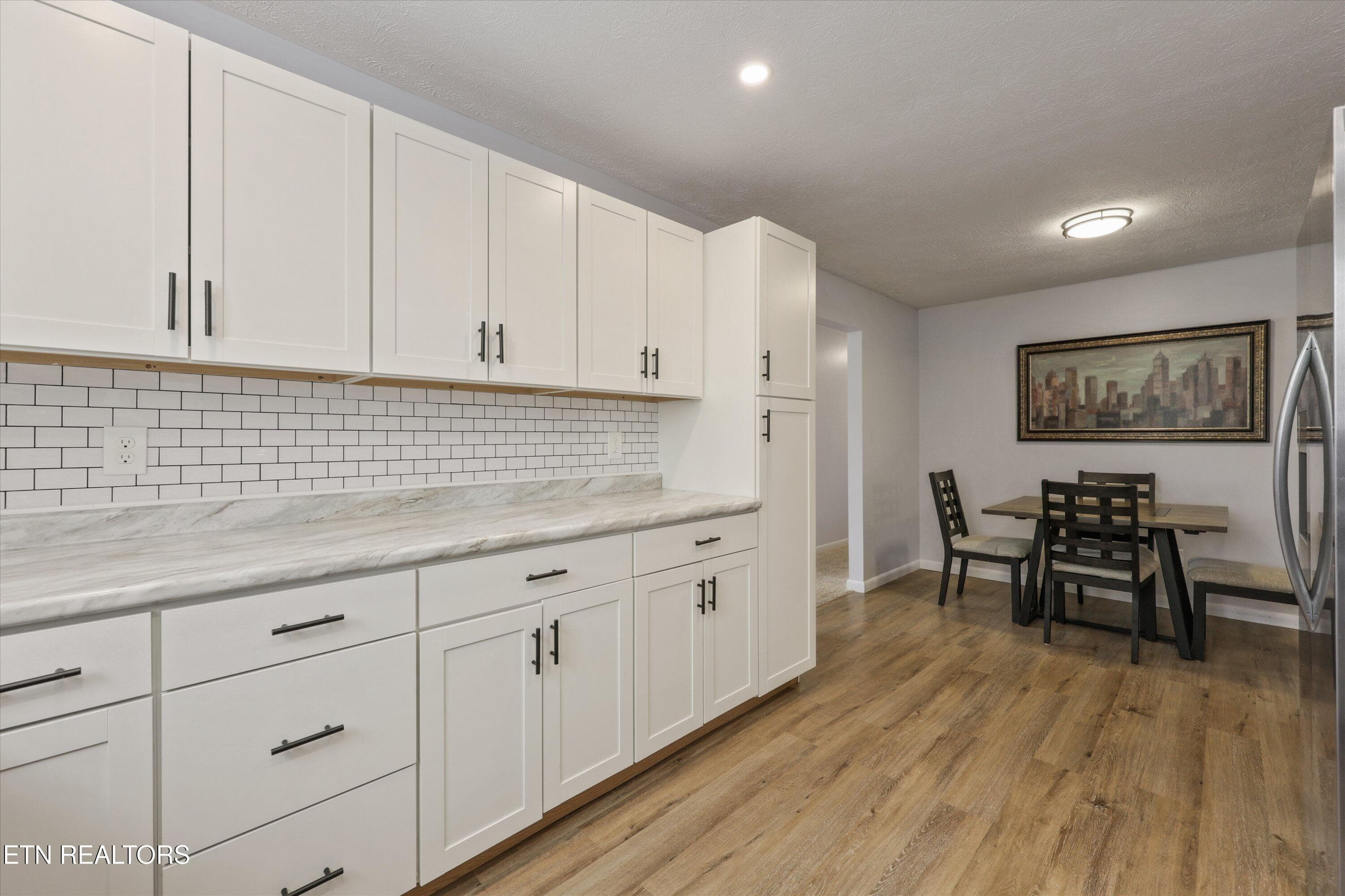 Kitchen - 5524 Carter Rd, Knoxville, TN 37918, Knoxville