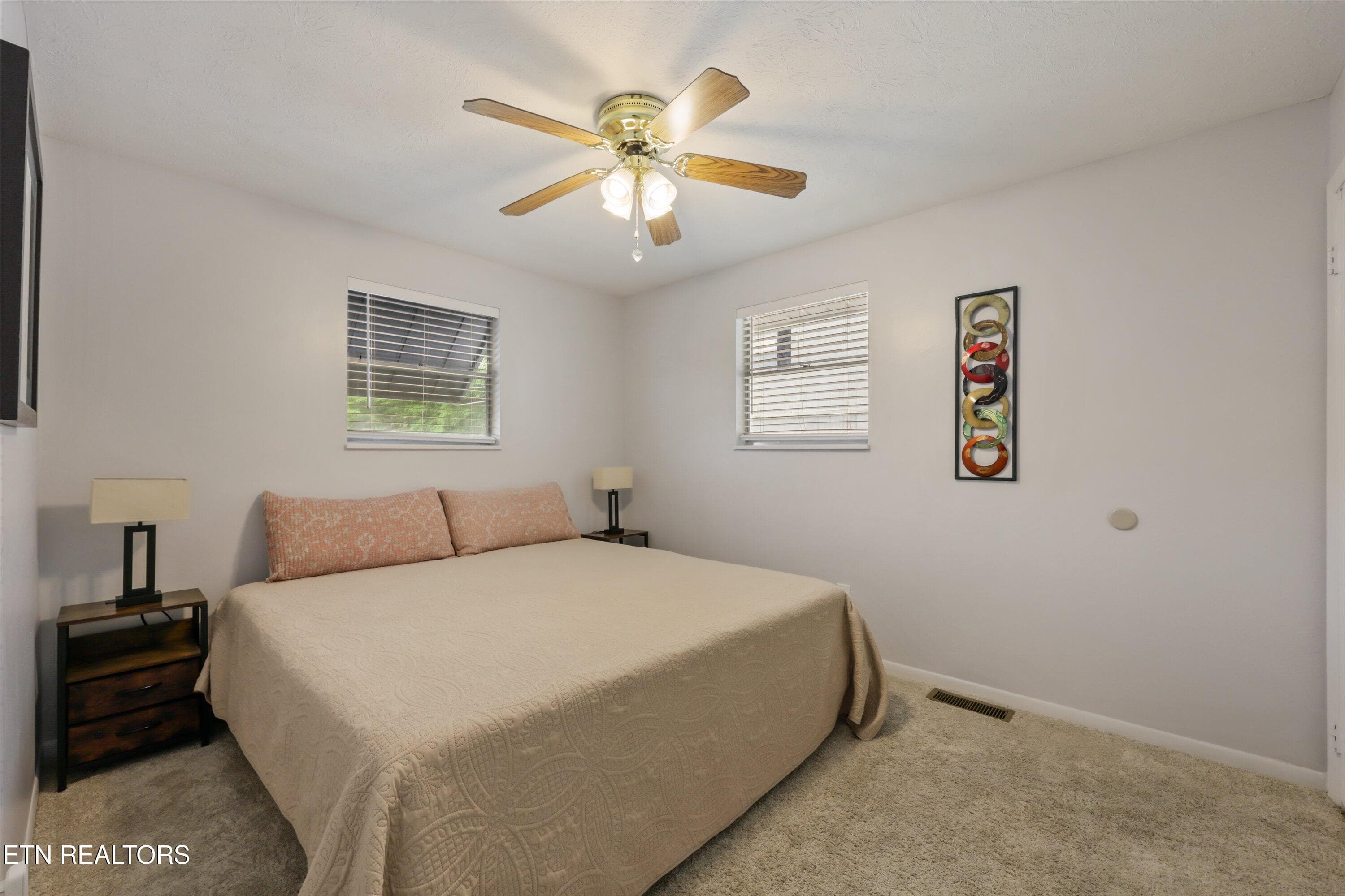 Master Bedroom - 5524 Carter Rd, Knoxville, TN 37918, Knoxville