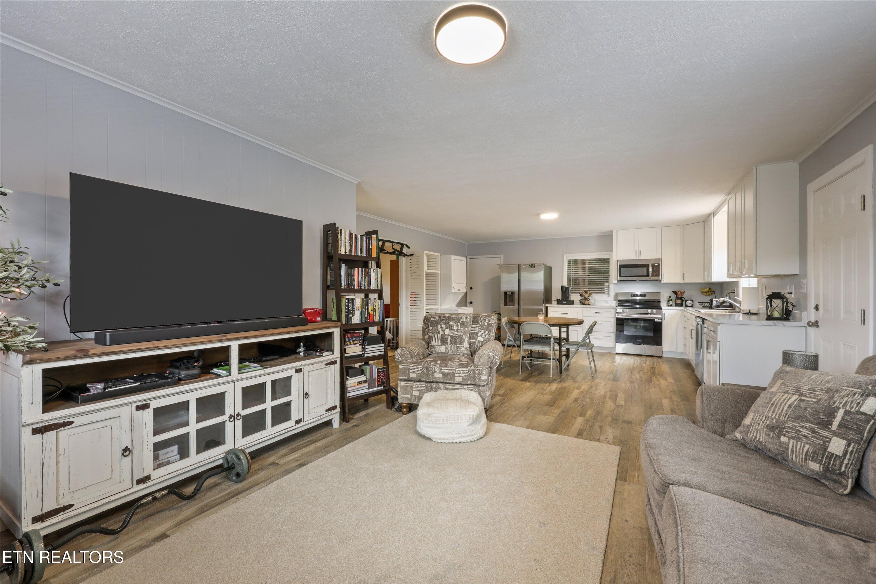 ADU Living Room - 5524 Carter Rd, Knoxville, TN 37918, Knoxville