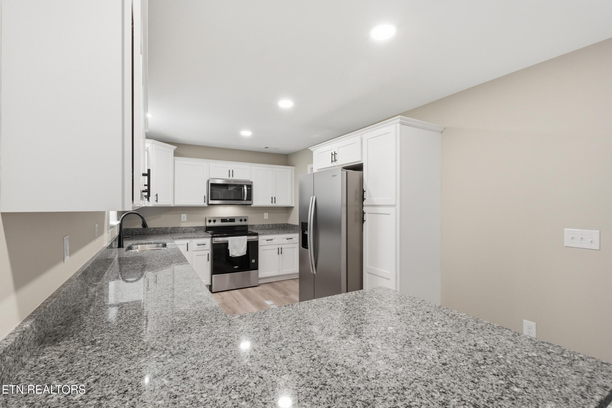 009_dh100119 - 2204 Glengerrie Drive, Soddy-Daisy, TN 37379