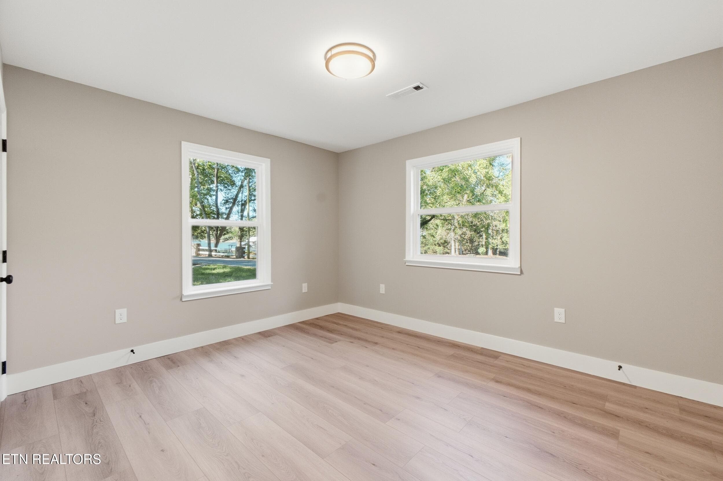 023_dh100214 - 2204 Glengerrie Drive, Soddy-Daisy, TN 37379