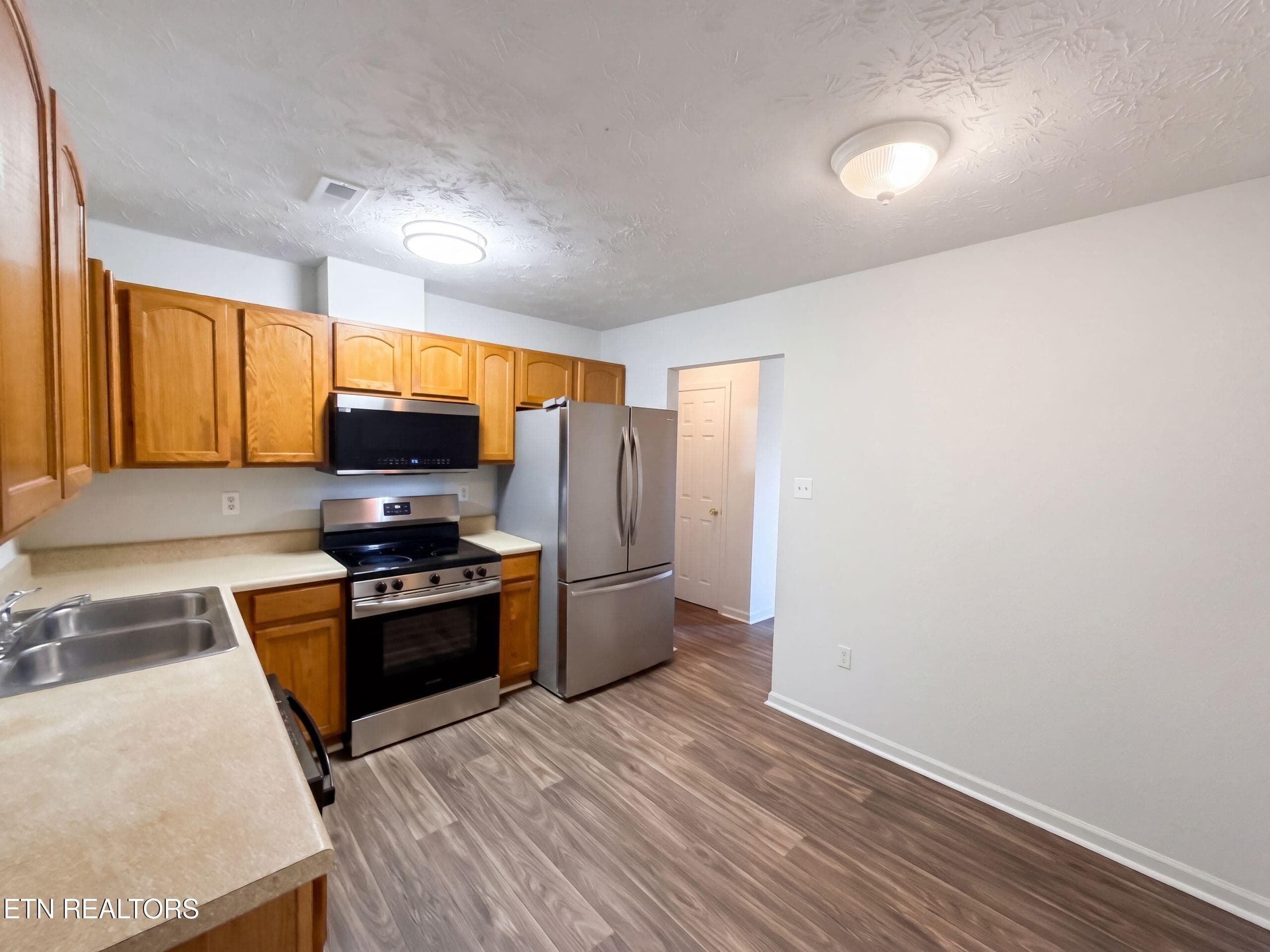 listing_1 - 8917 Natures Pond Way, Knoxville, TN 37923, Knoxville