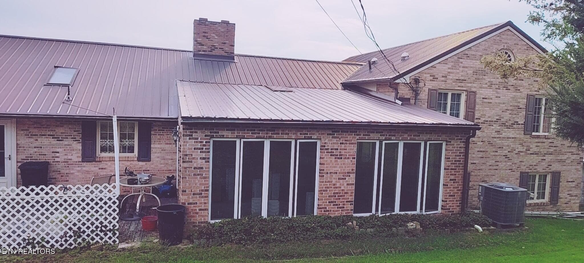 5) 76959-6aa1b9ed6f846 - 172 Ridgefield Rd SW, Wise, VA 24293
