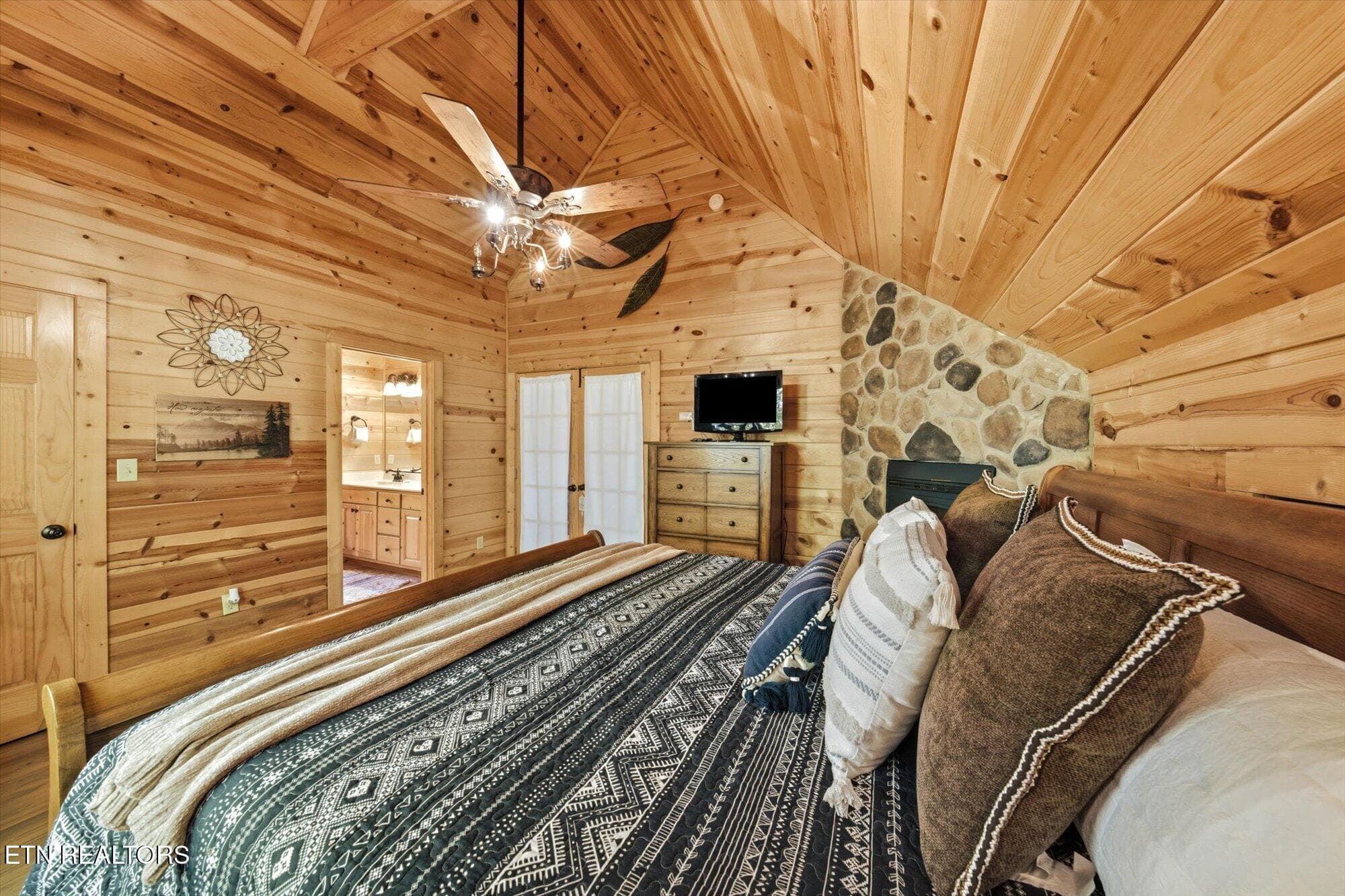 31-2440-Breezy-Rd-Sevierville-TN-31 - 2440 Breezy Rd, Sevierville, TN 37876, Sevierville