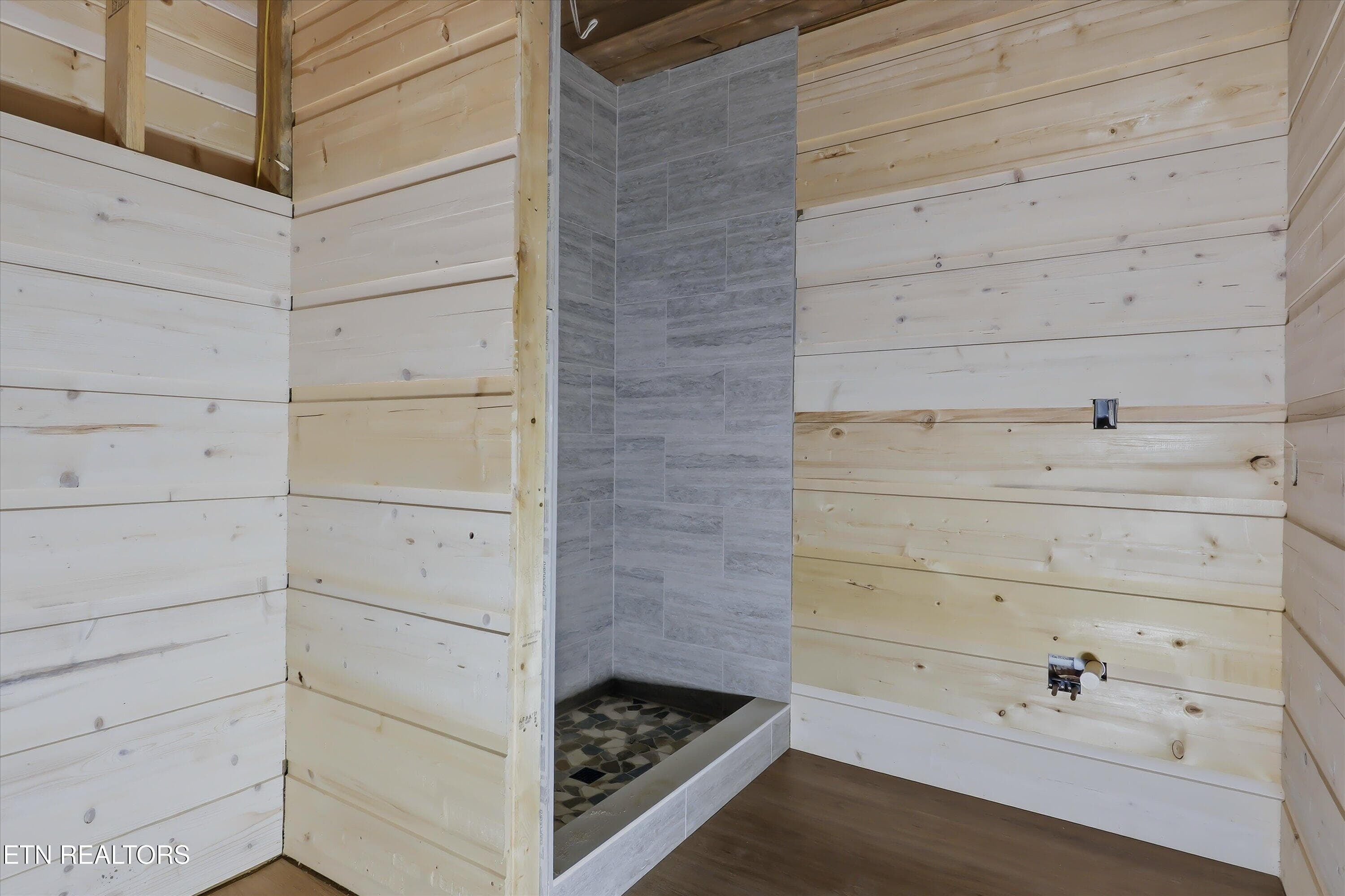 Basement Bathroom - 3158 Thomas Headrick Rd, Sevierville, TN 37862, Sevierville