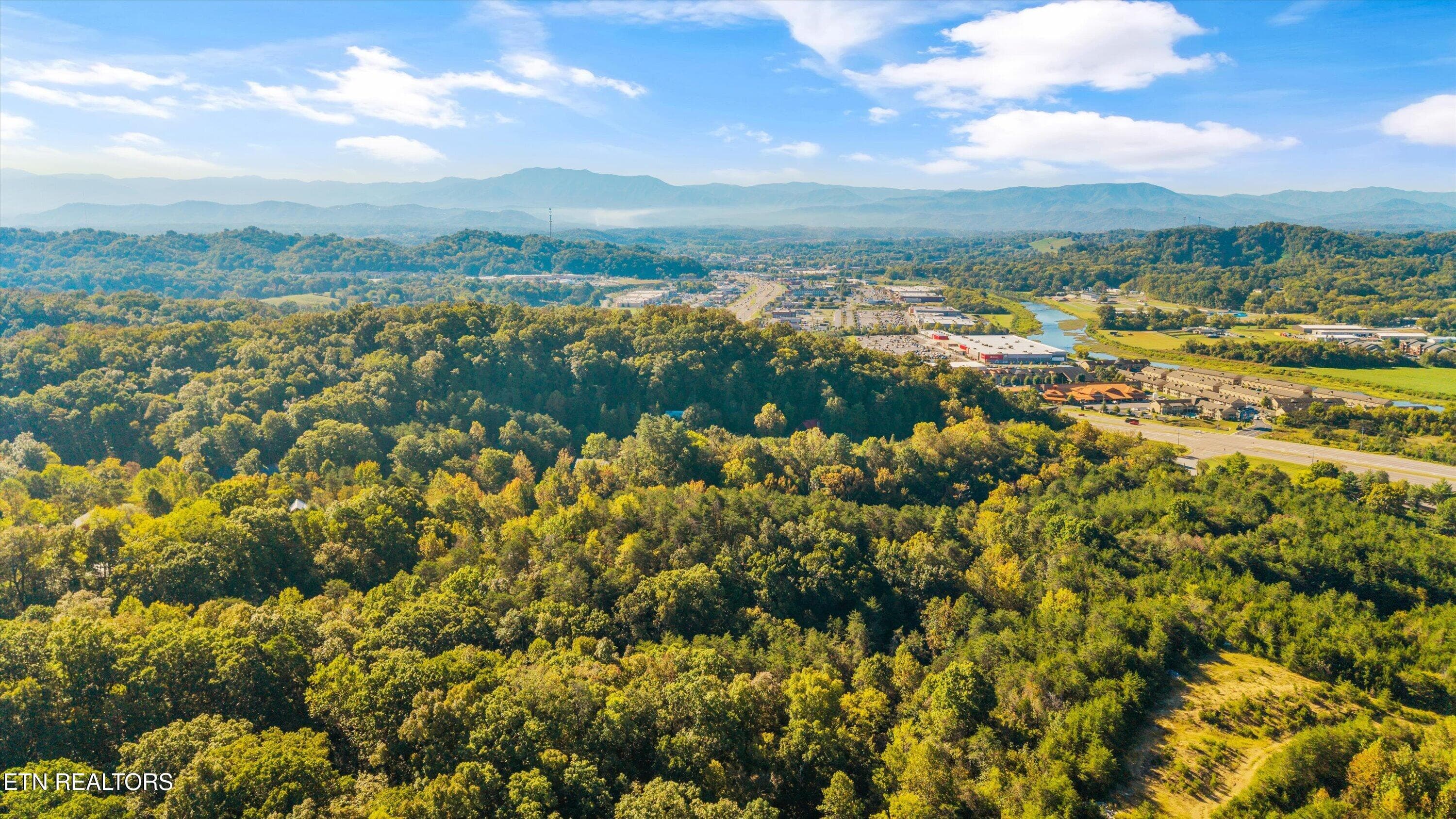 35-214 Tsali Wy 34 - 214 Tsali Way, Sevierville, TN 37876, Sevierville