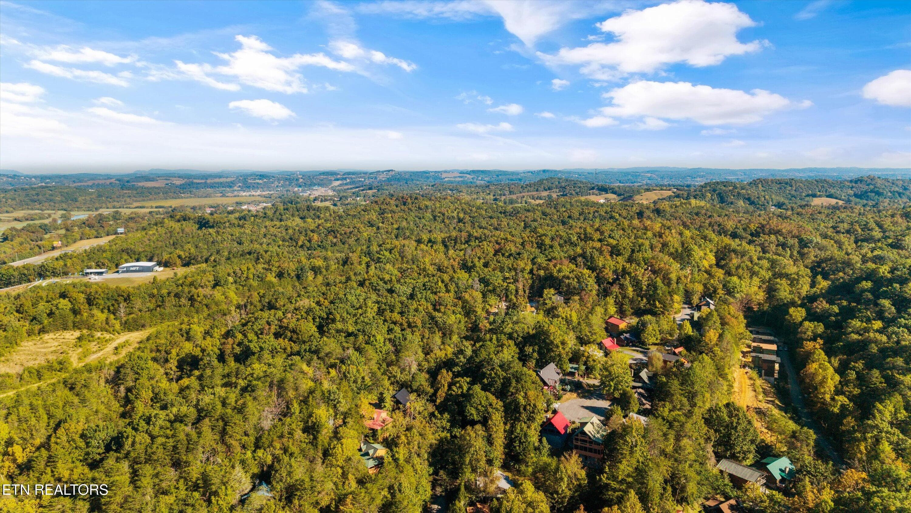 36-214 Tsali Wy 36 - 214 Tsali Way, Sevierville, TN 37876, Sevierville