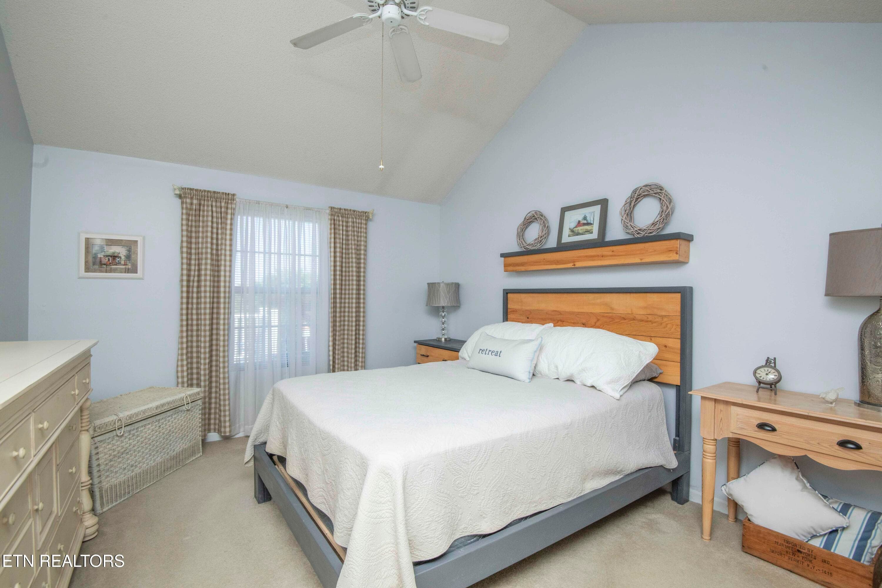20_1 - 10027 Dayflower Way, Knoxville, TN 37932, Knoxville