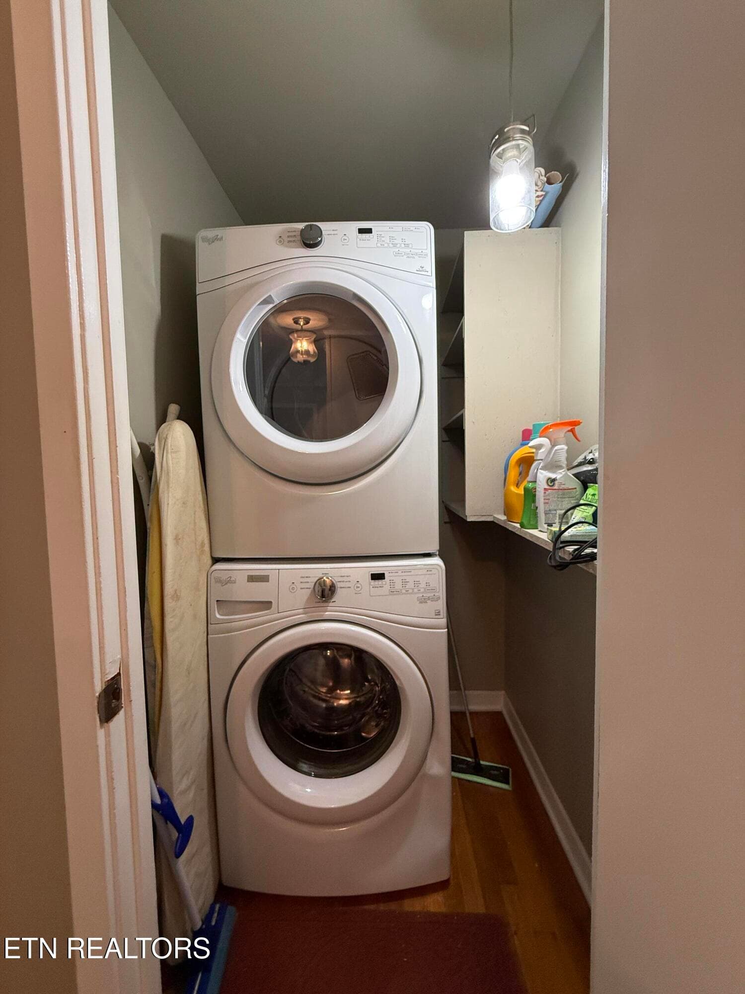 Laundry room - 1379 Byrd Circle, Kingston, TN 37763, Kingston