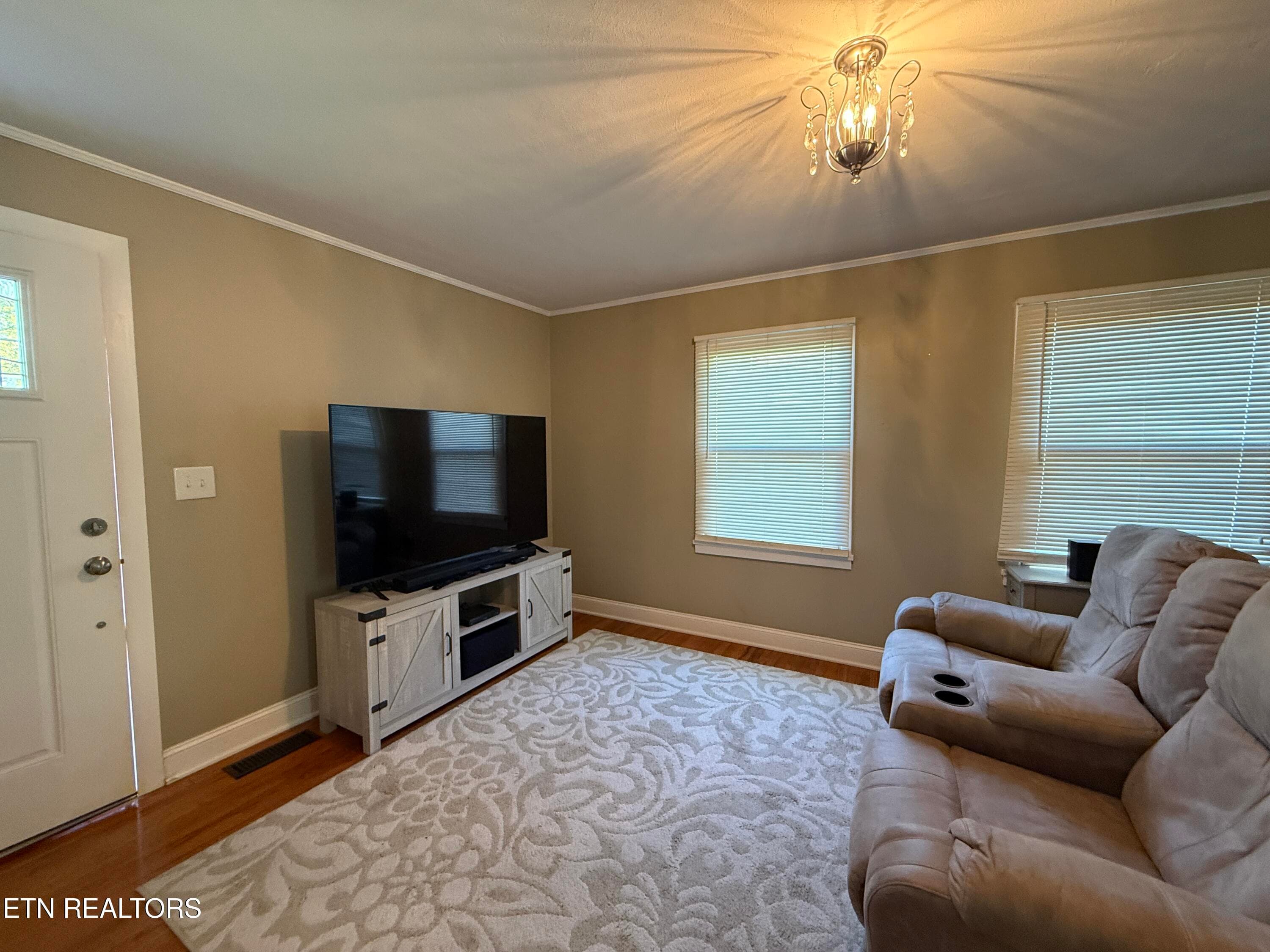 Living room - 1379 Byrd Circle, Kingston, TN 37763, Kingston