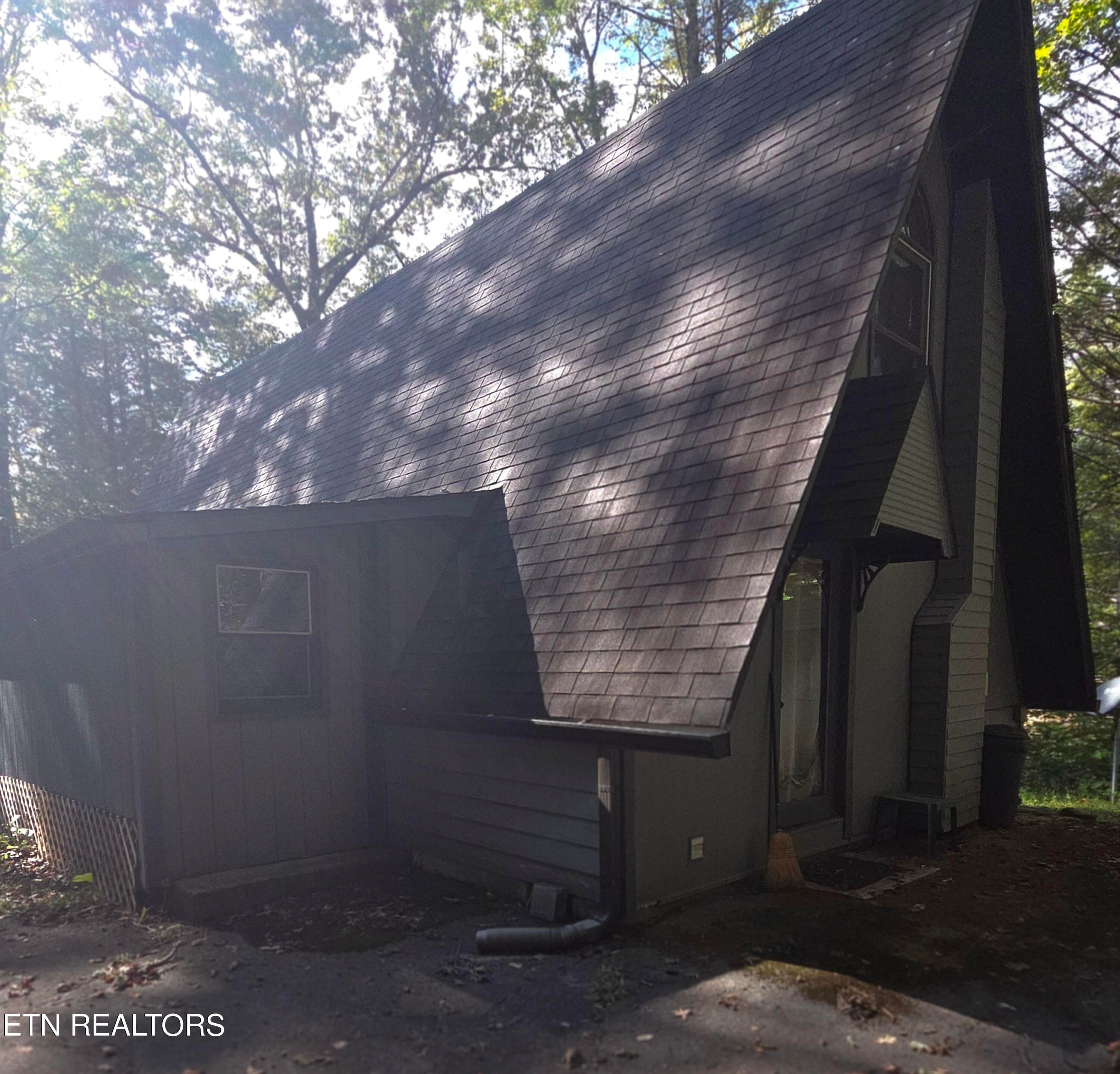 1000019448 - 704 Selma Lane, Gatlinburg, TN 37738