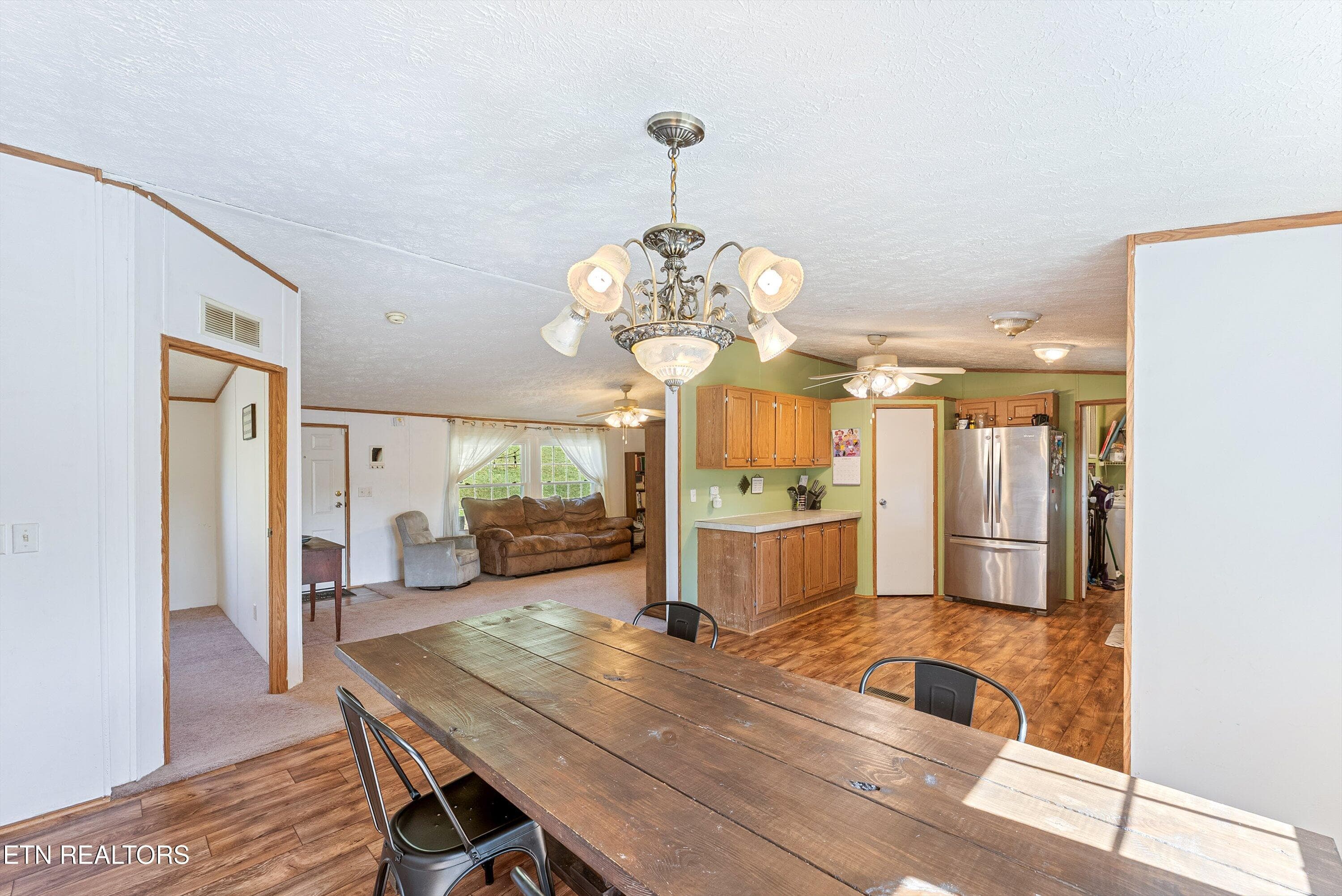 19-Dining A2 - 6106 Lanier Rd, Maryville, TN 37801, Maryville