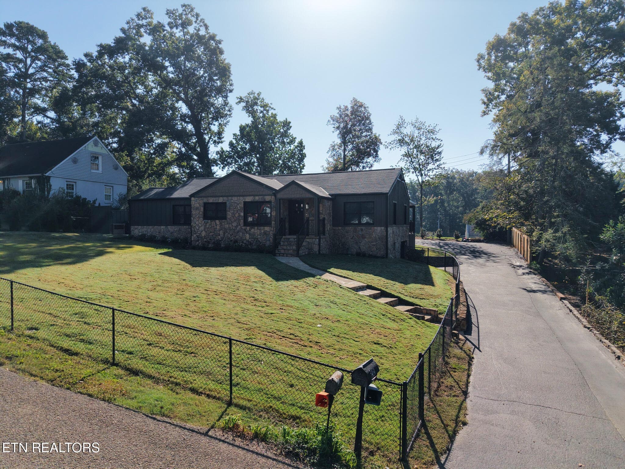 Driveway to carport - 3434 Kenilworth Lane, Knoxville, TN 37917, Knoxville