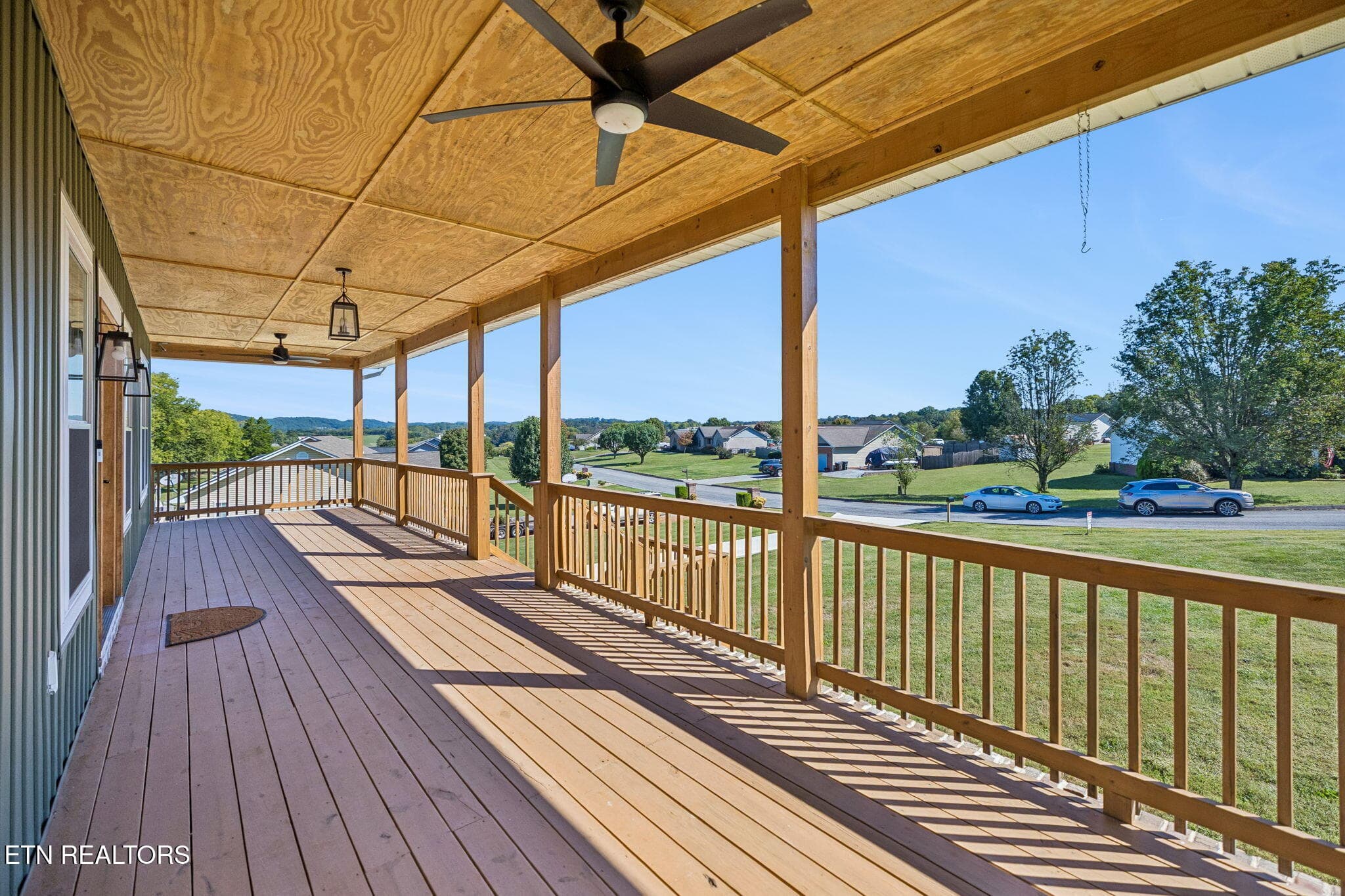 Huge Front Porch - 5713 Quail Run Drive, Maryville, TN 37804, Maryville